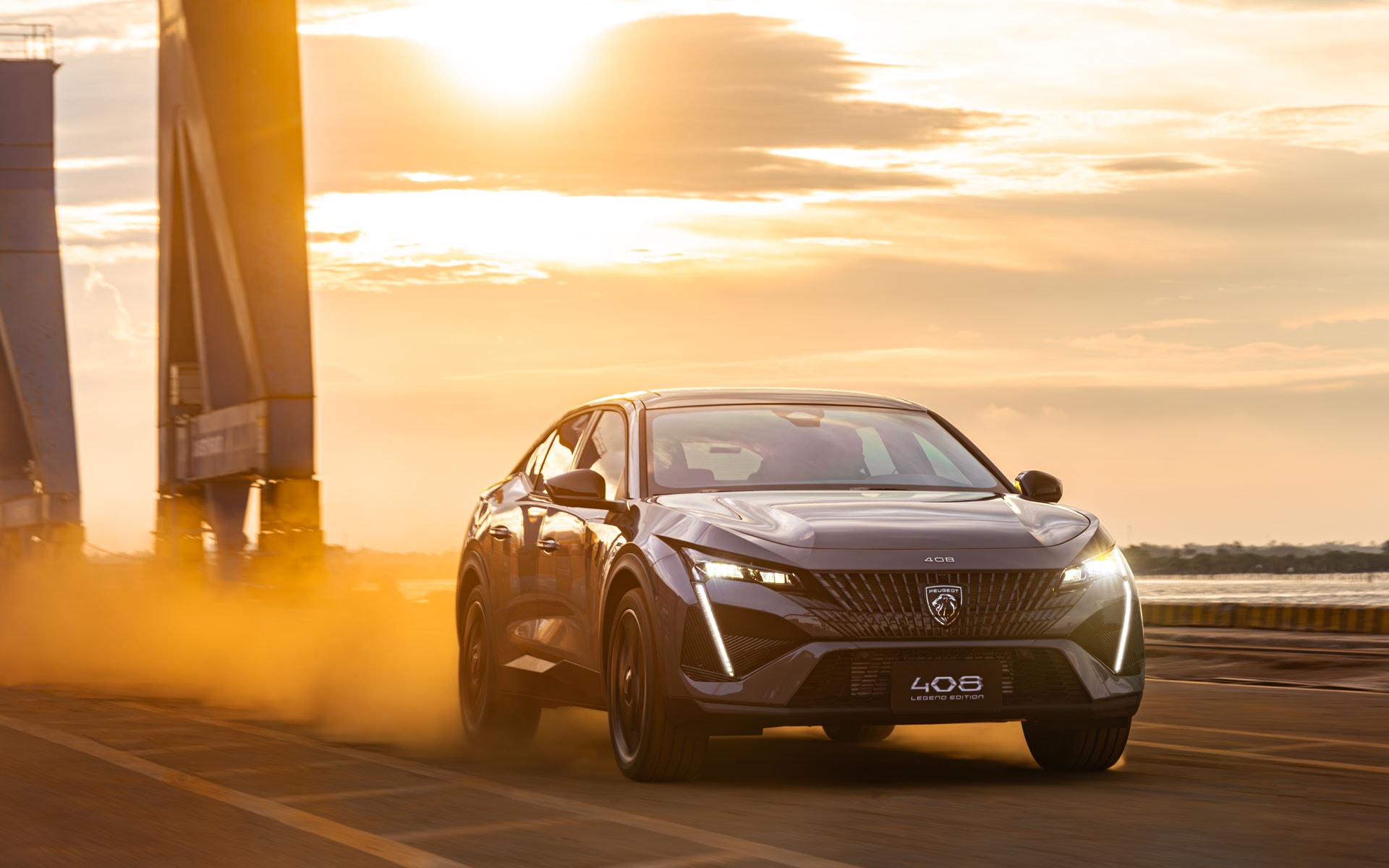 Peugeot 408 Legend Edition kế thừa phong cách SUV Coupé độc bản. Ảnh: THACO