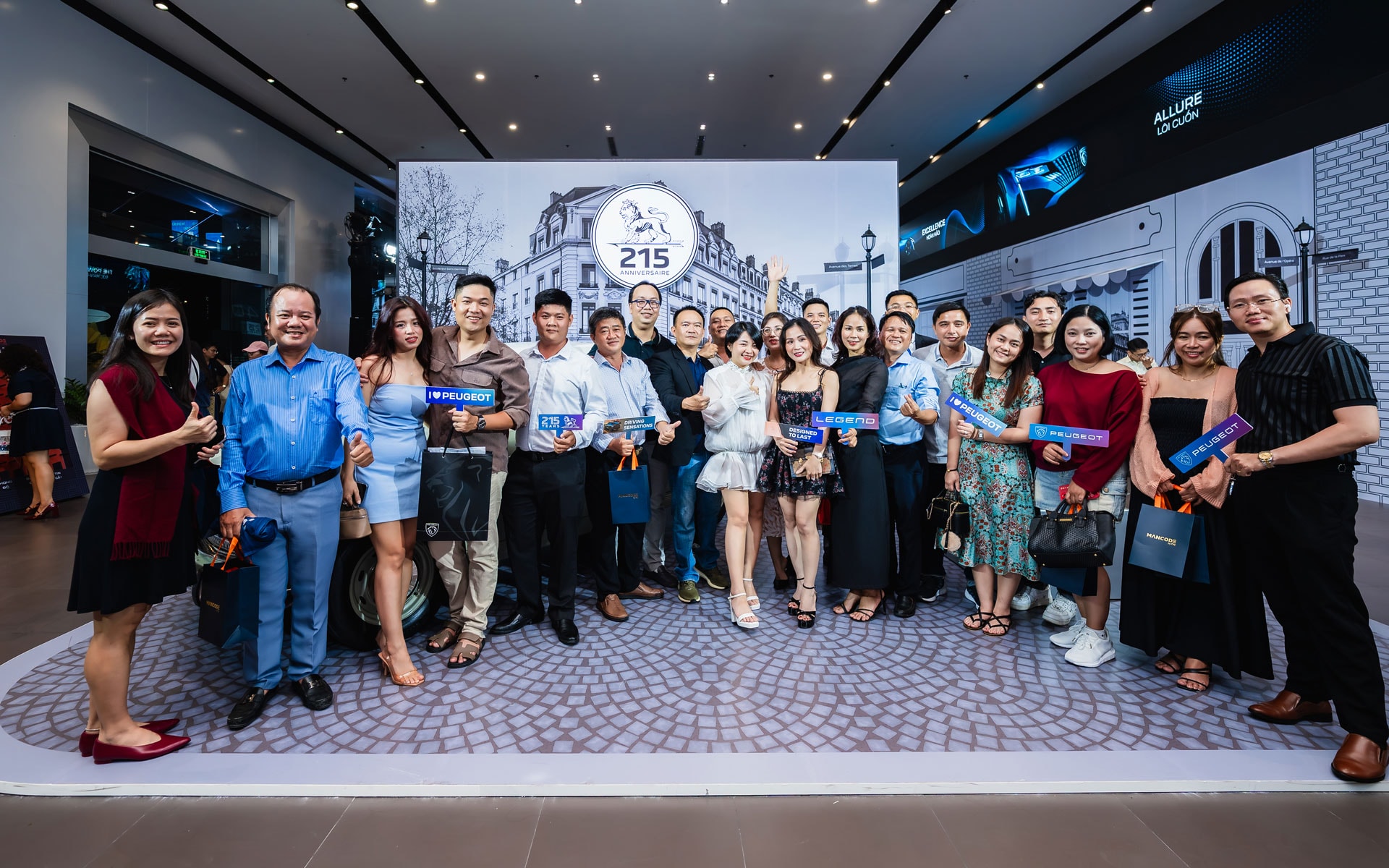 Sự kiện quy tụ đông đảo khách hàng đến tham gia giao lưu, kết nối. Ảnh: THACO