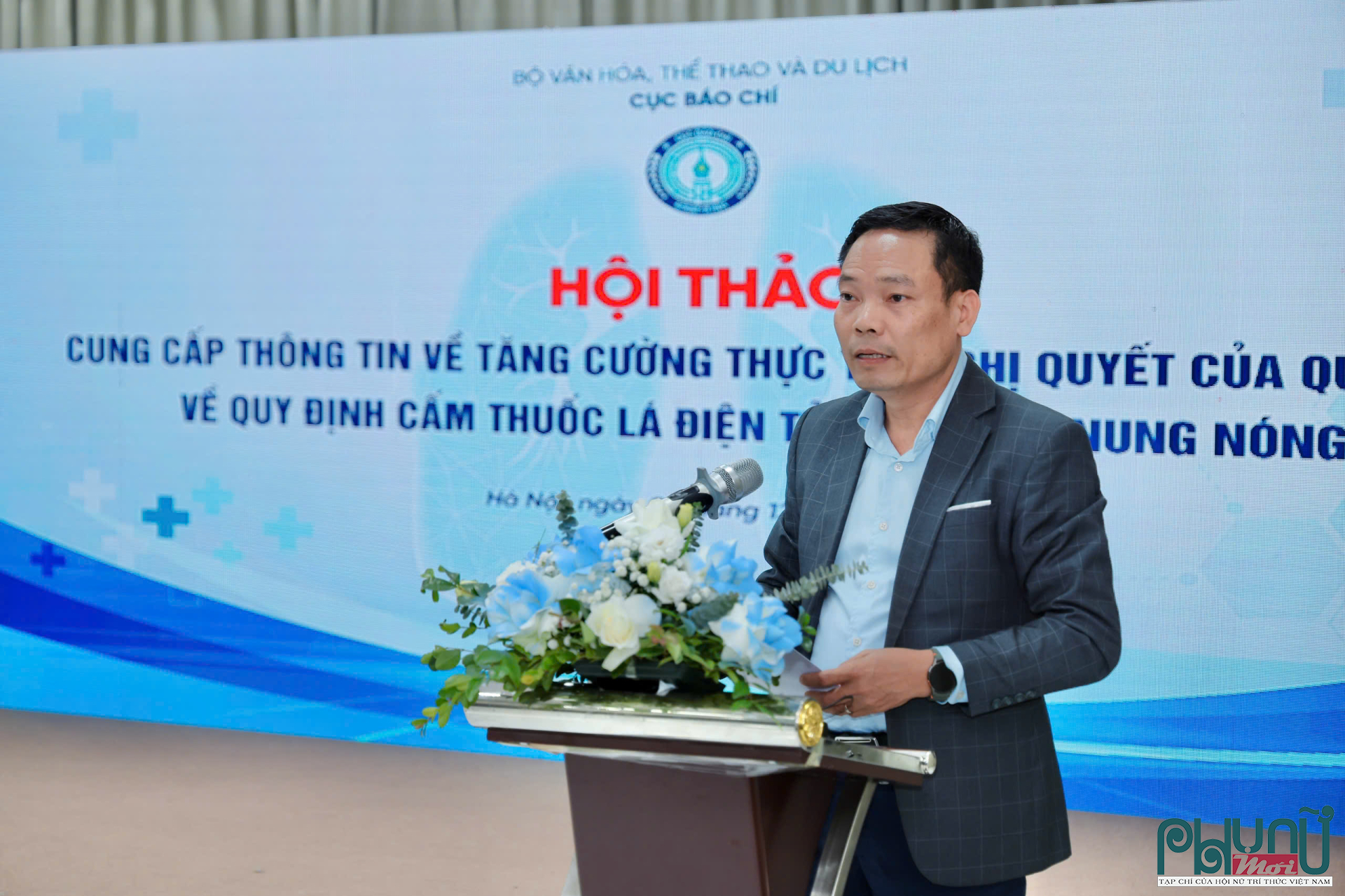 Ông Đặng Khắc Lợi, Phó Cục trưởng Cục Báo chí phát biểu tại hội thảo