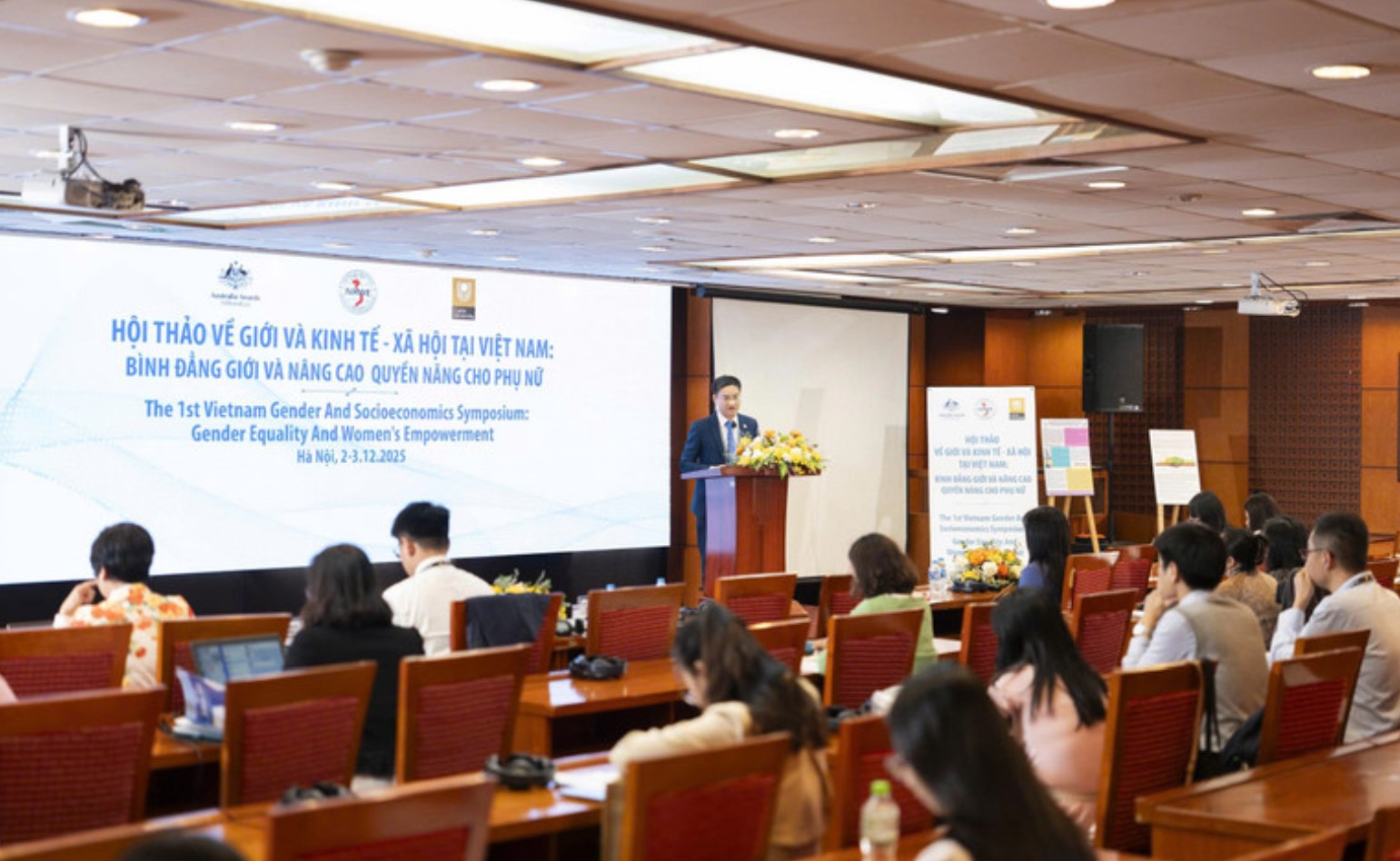 Hội thảo khoa học quốc tế “Vietnam Gender and Socioeconomics Symposium: Gender Equality and Women’s Empowerment”. Ảnh: CTCC