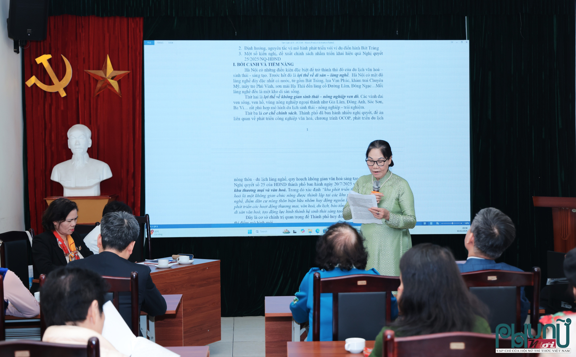 Bà Hà Thị Vinh, Chủ tịch Hiệp hội Thủ công mỹ nghệ và Làng nghề Hà Nội