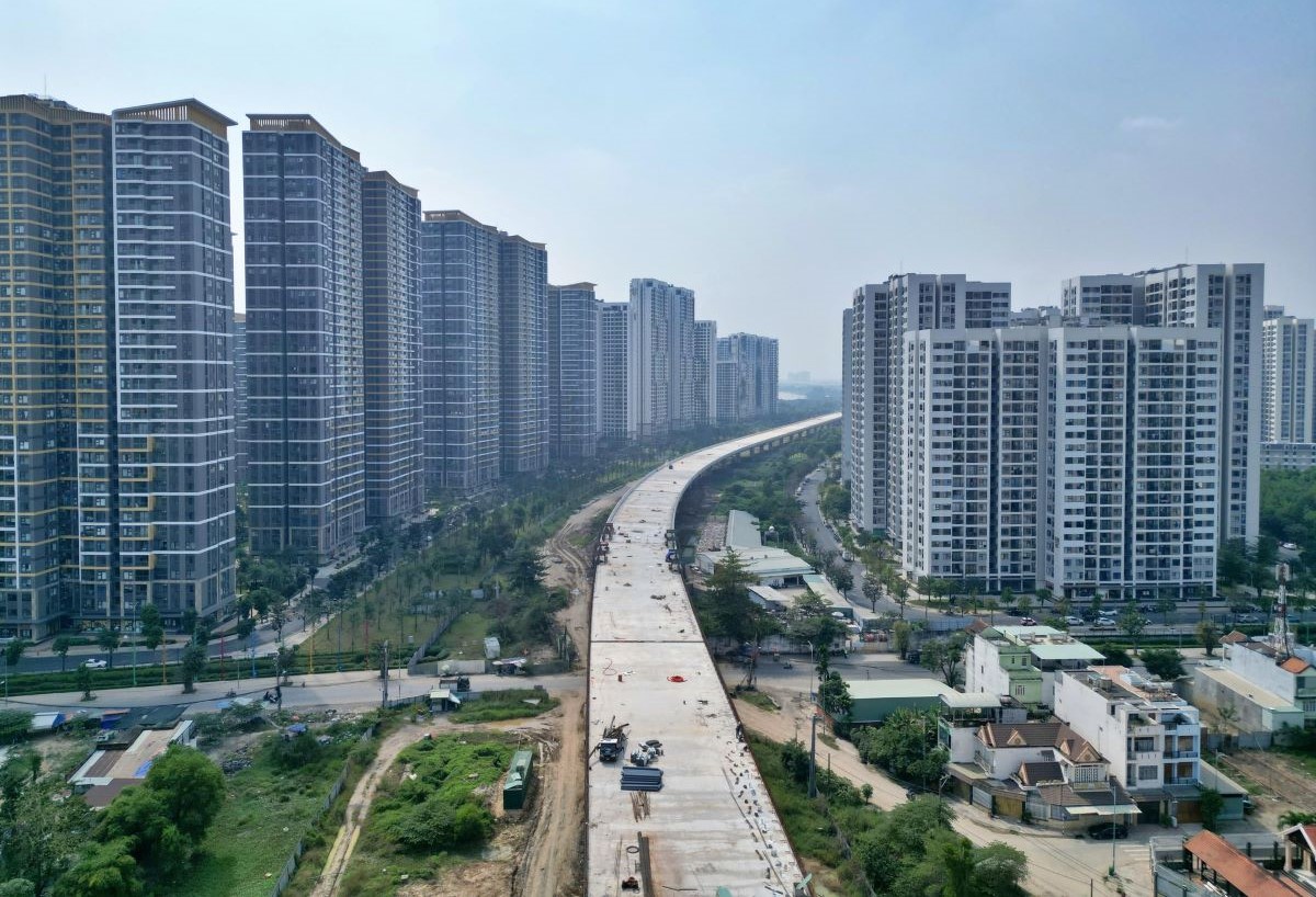 Tuyến đường Vành đai 3 đoạn trên cao xuyên tâm Vinhomes Grand Park sẽ thông xe kỹ thuật vào ngày 19/12/2025