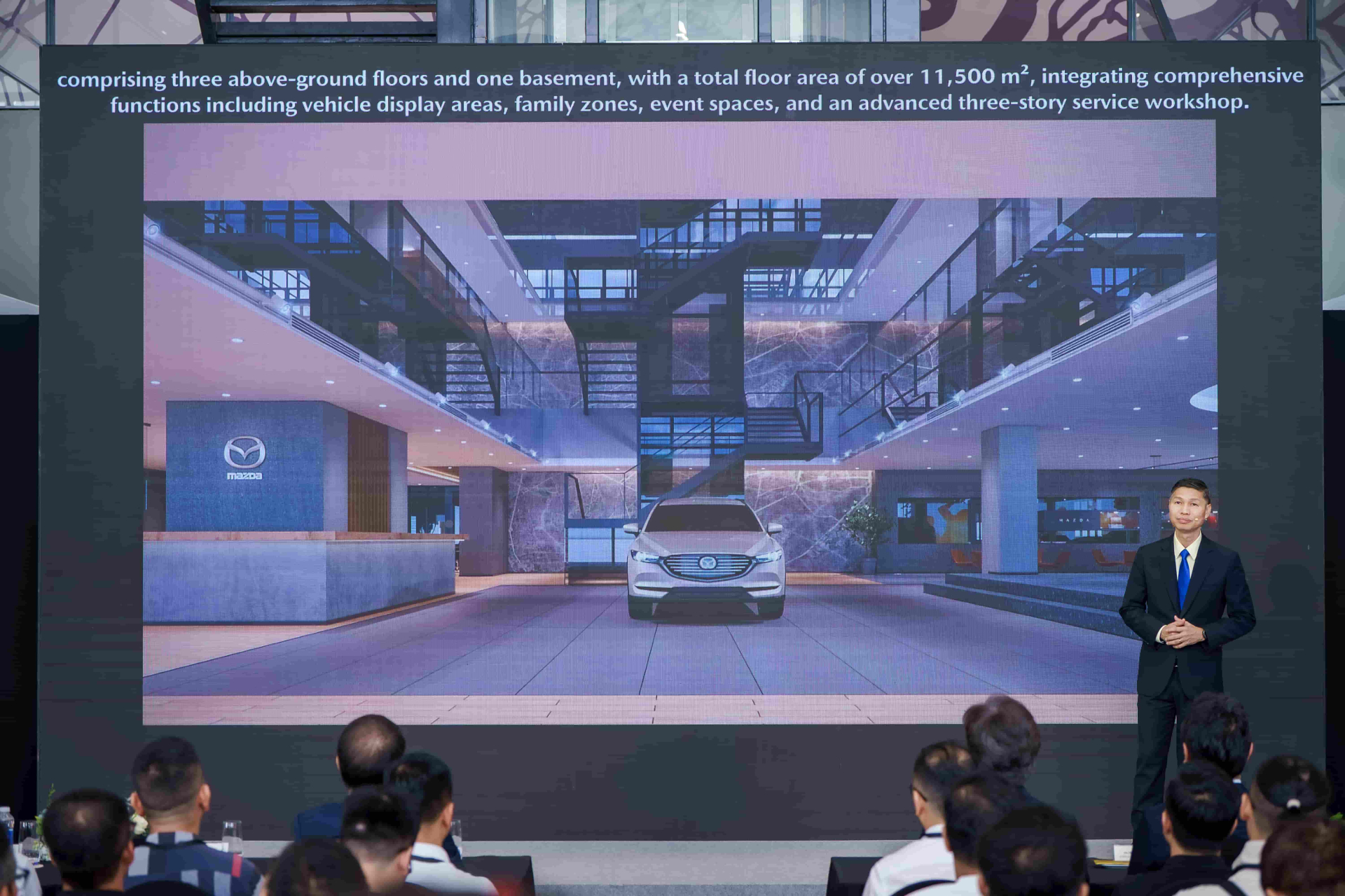 Ông Nguyễn Quang Bảo – Phó Tổng Giám đốc THACO kiêm Tổng Giám đốc THACO AUTO phát biểu tại lễ khánh thành