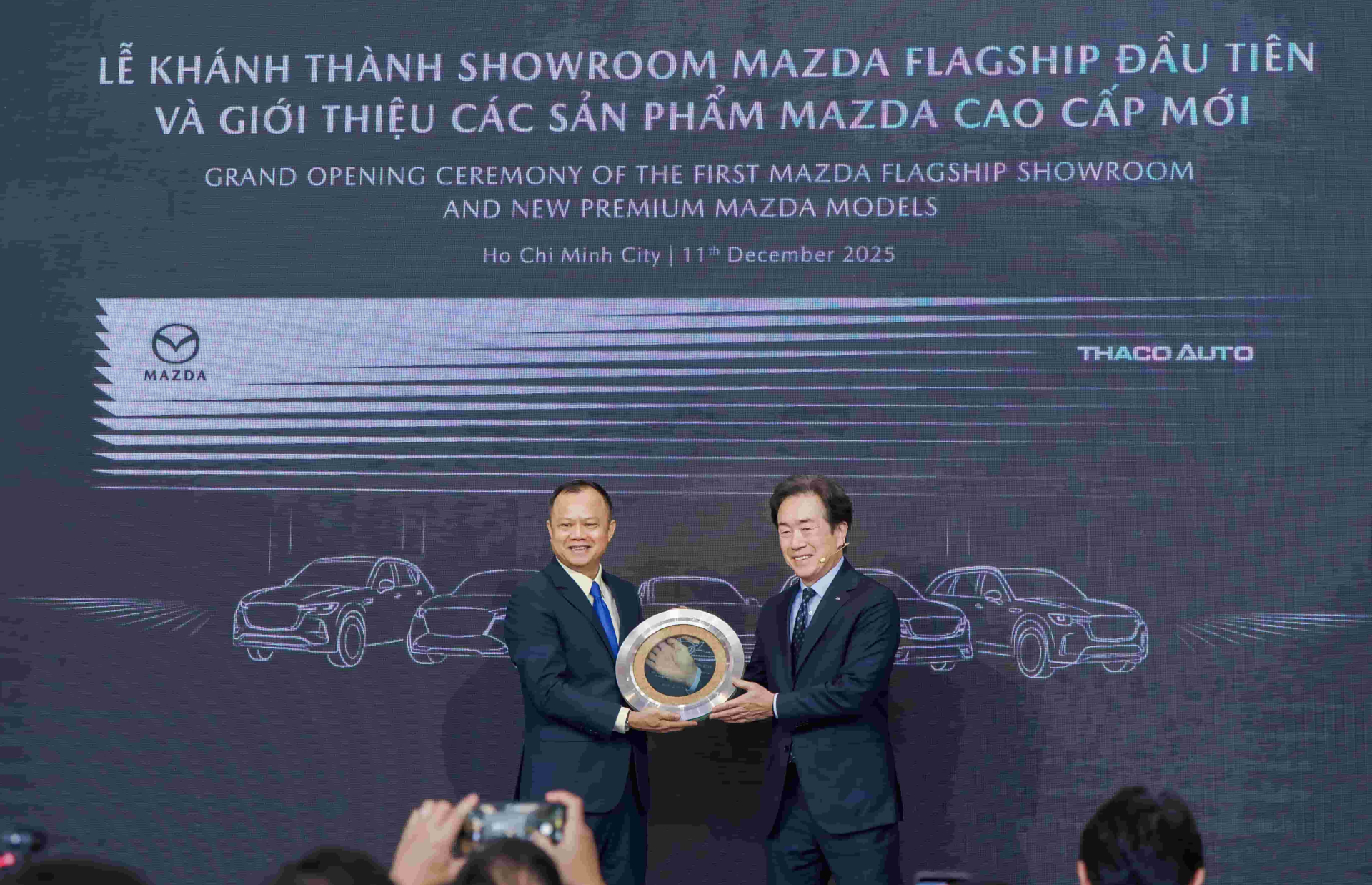 THACO AUTO nhận Chứng nhận Showroom Mazda Flagship đầu tiên từ đại diện Mazda toàn cầu