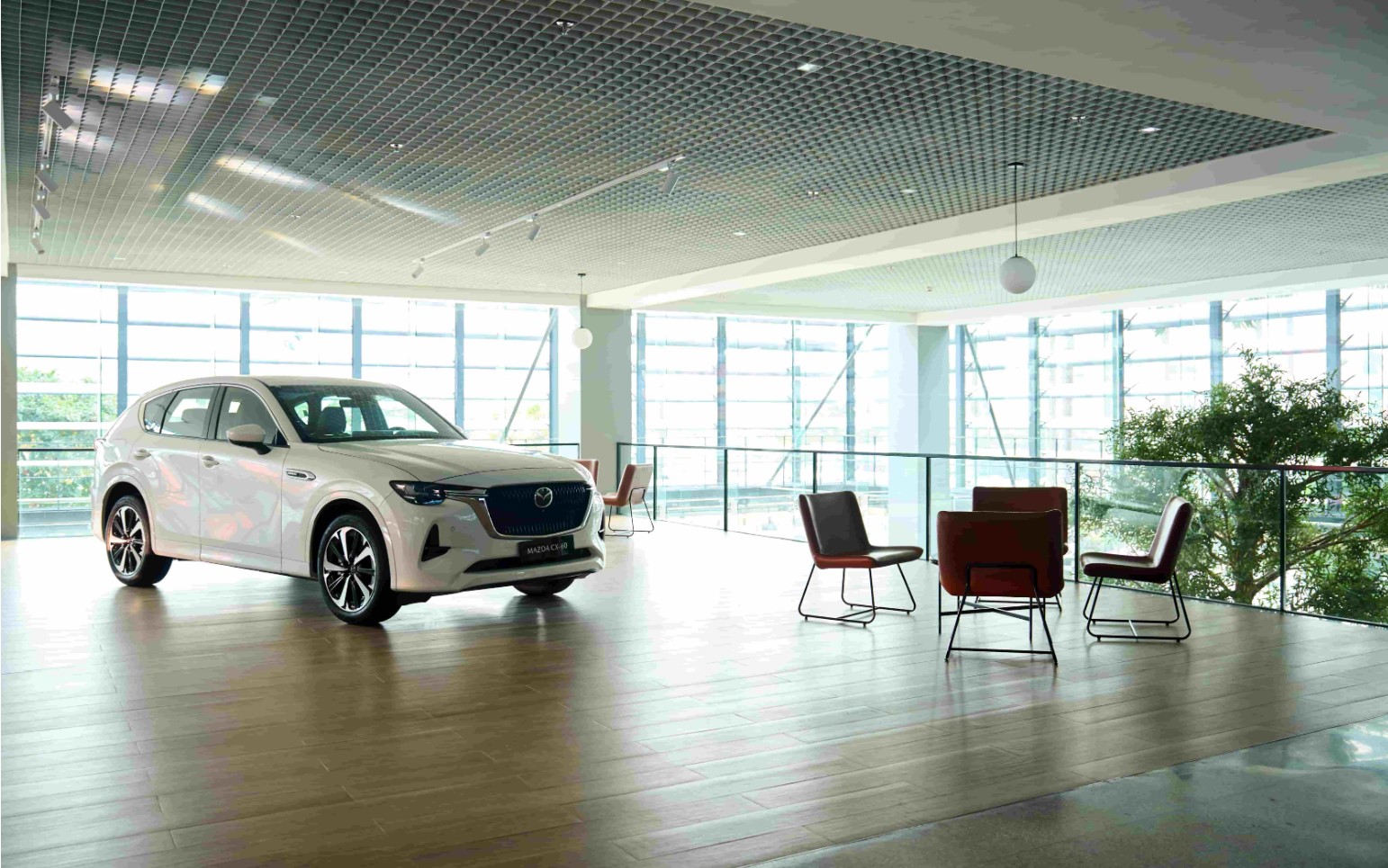 THACO AUTO khánh thành Showroom Mazda Flagship đầu tiên và giới thiệu các sản phẩm Mazda cao cấp mới