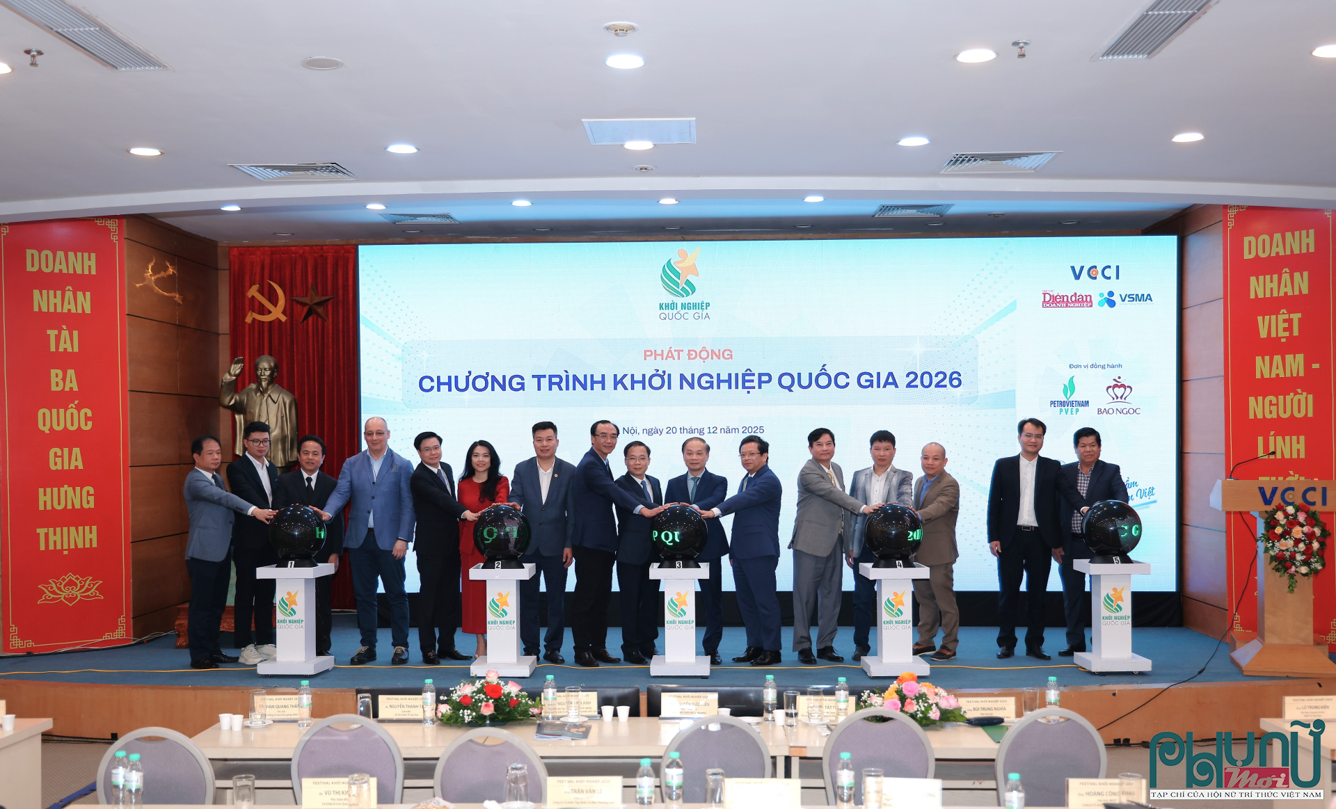 Các đại biểu phát động Chương trình Khởi nghiệp Quốc gia 2026