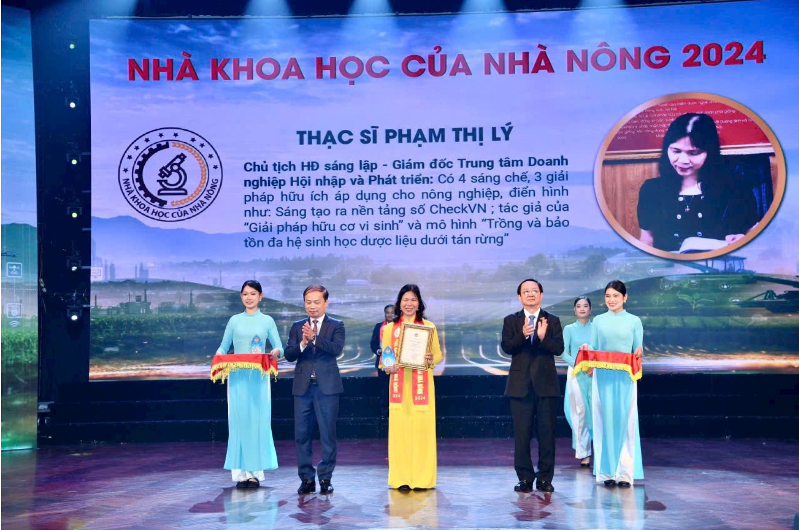 Nhà khoa học, Thạc sỹ Phạm Thị Lý được vinh danh với 4 sáng chế, 3 giải pháp hữu ích áp dụng cho nông nghiệp