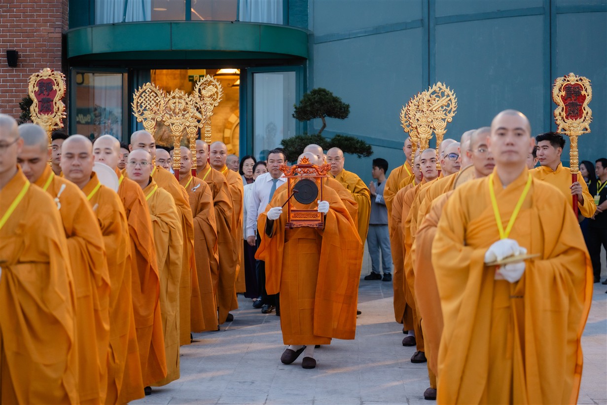 Lễ An vị được thực hiện với nhiều nghi thức trang trọng