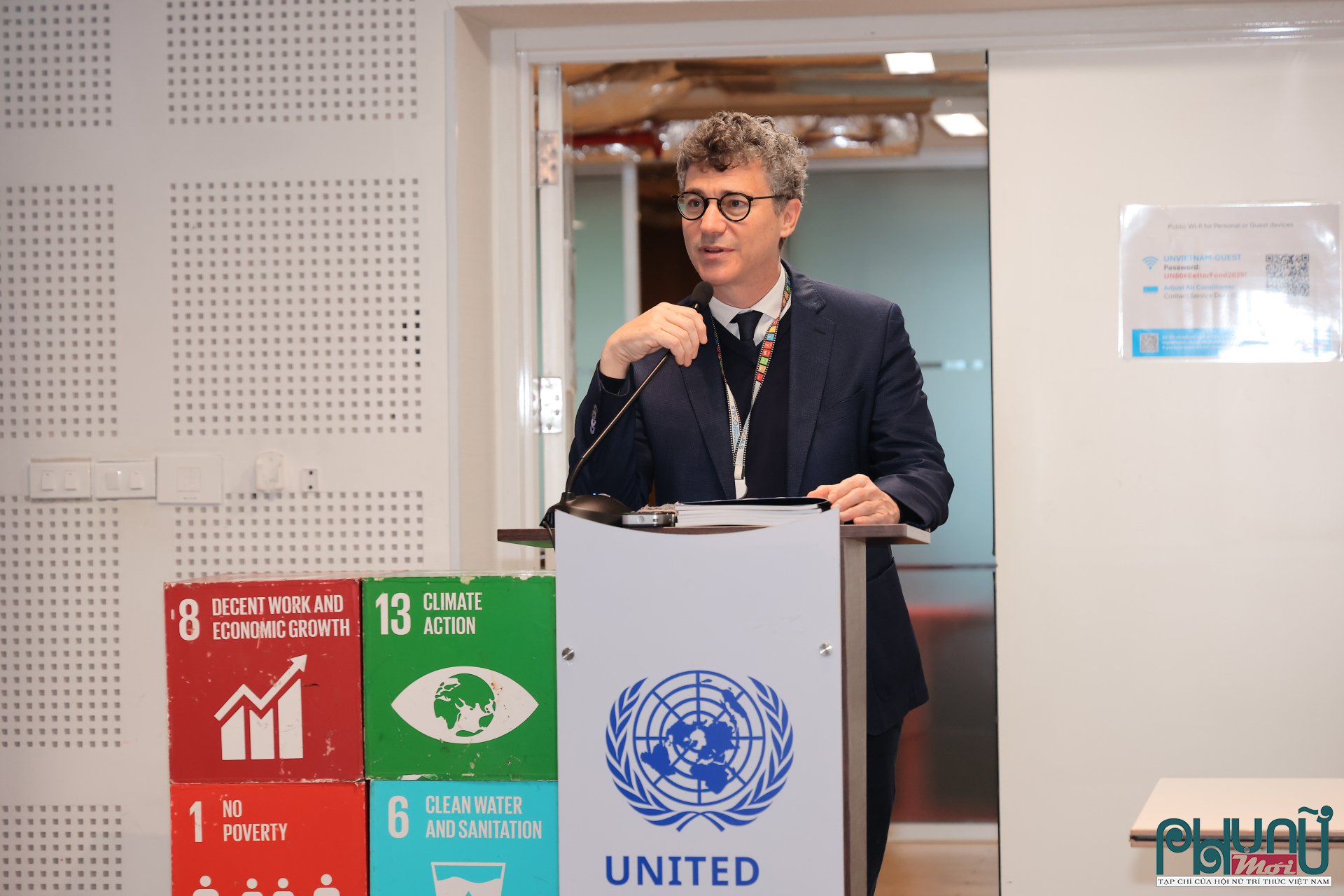 Ông Jonathan Wallace Baker, Trưởng đại diện UNESCO tại Việt Nam