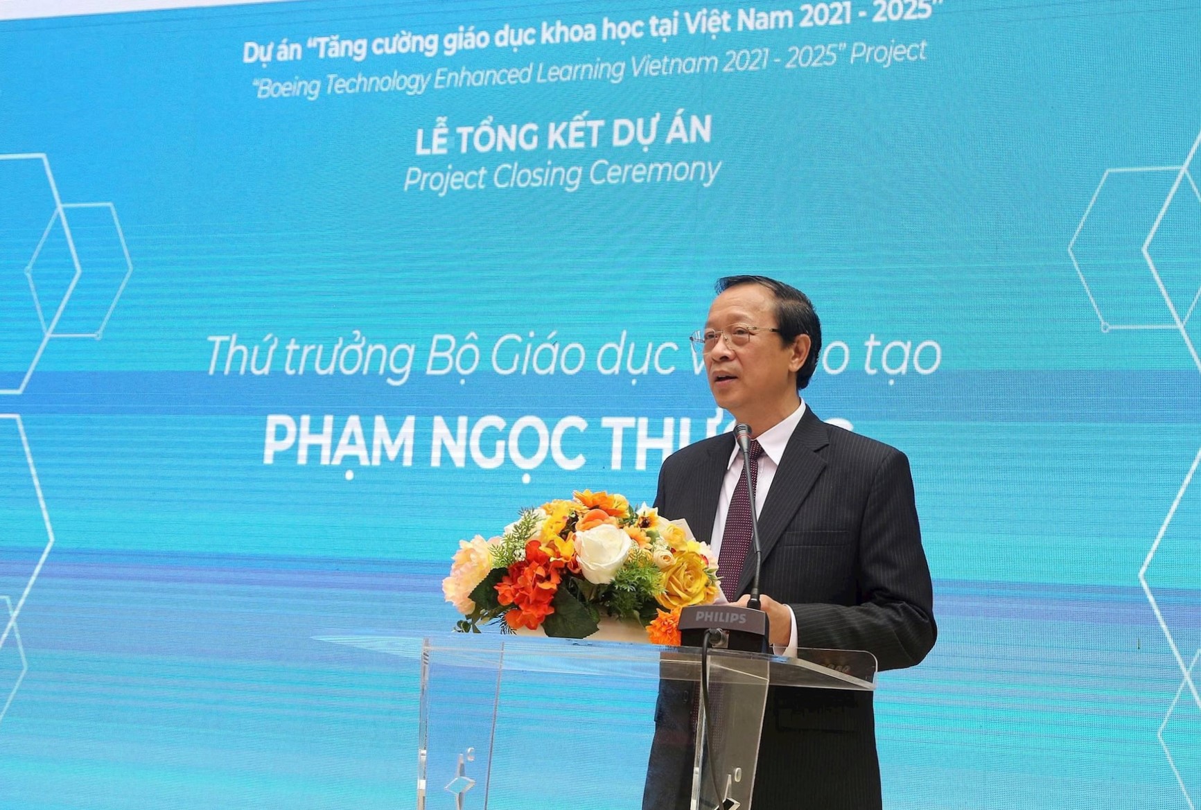 Thứ trưởng Bộ Giáo dục và Đào tạo Phạm Ngọc Thưởng phát biểu tại Lễ tổng kết Dự án. Ảnh: TH