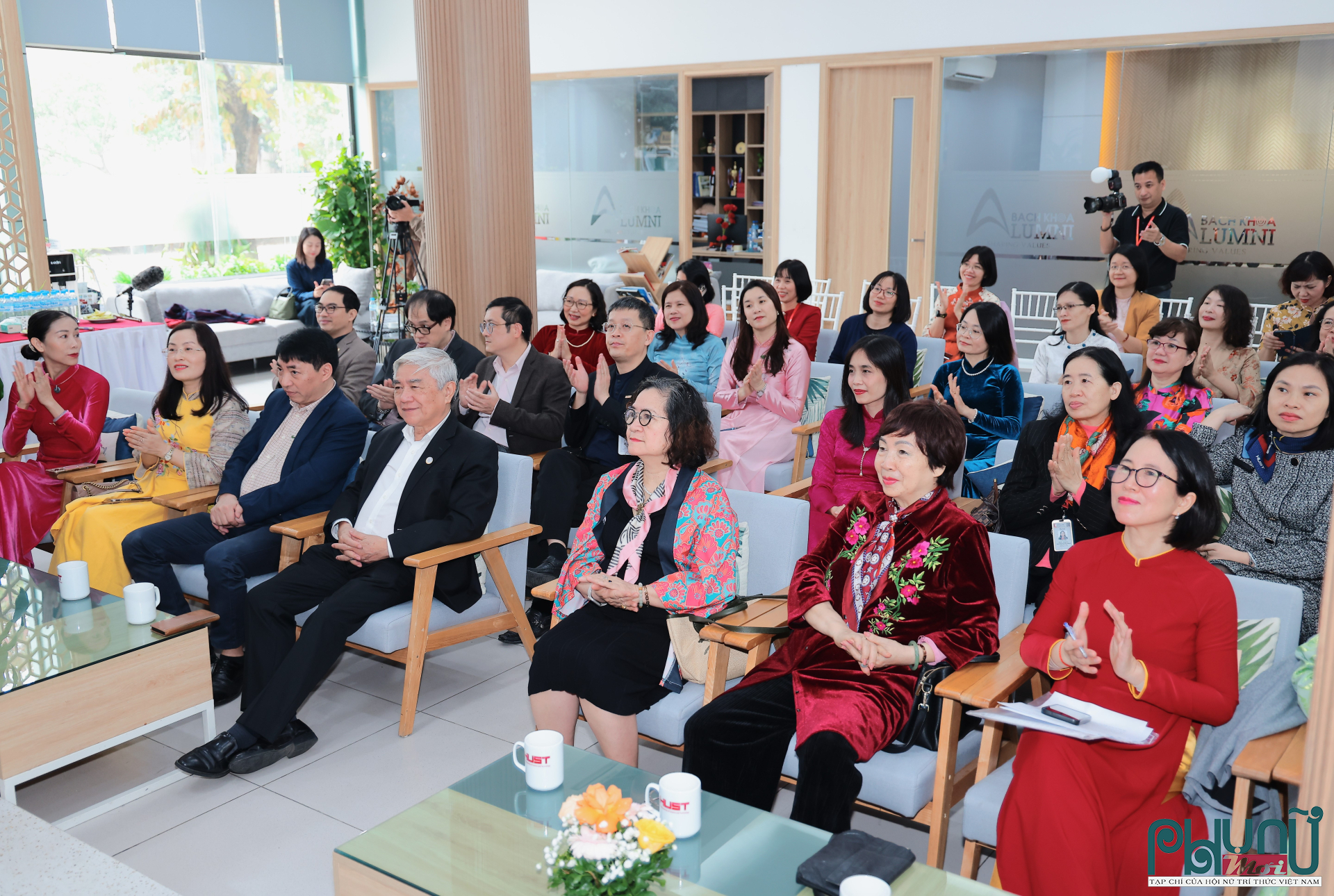 Các đại biểu tham dự Đại hội Chi hội Nữ trí thức Đại học Bách khoa Hà Nội nhiệm kỳ 2025–2030