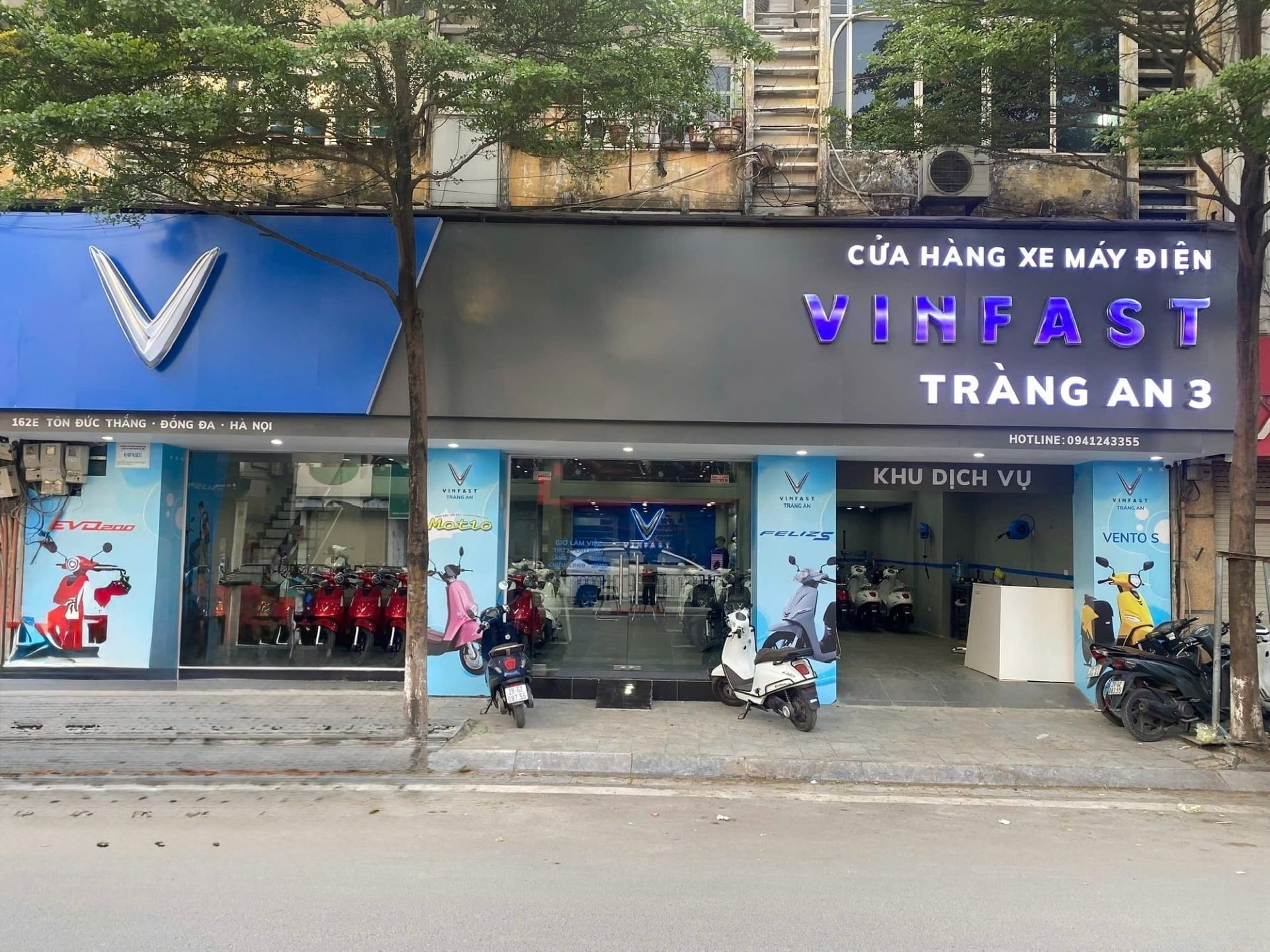 Công ty CP Đầu tư & Phát triển Thương mại Tràng An do anh Khang làm Chủ tịch HĐQT đang vận hành 4 đại lý xe máy điện VinFast tại trung tâm Hà Nội