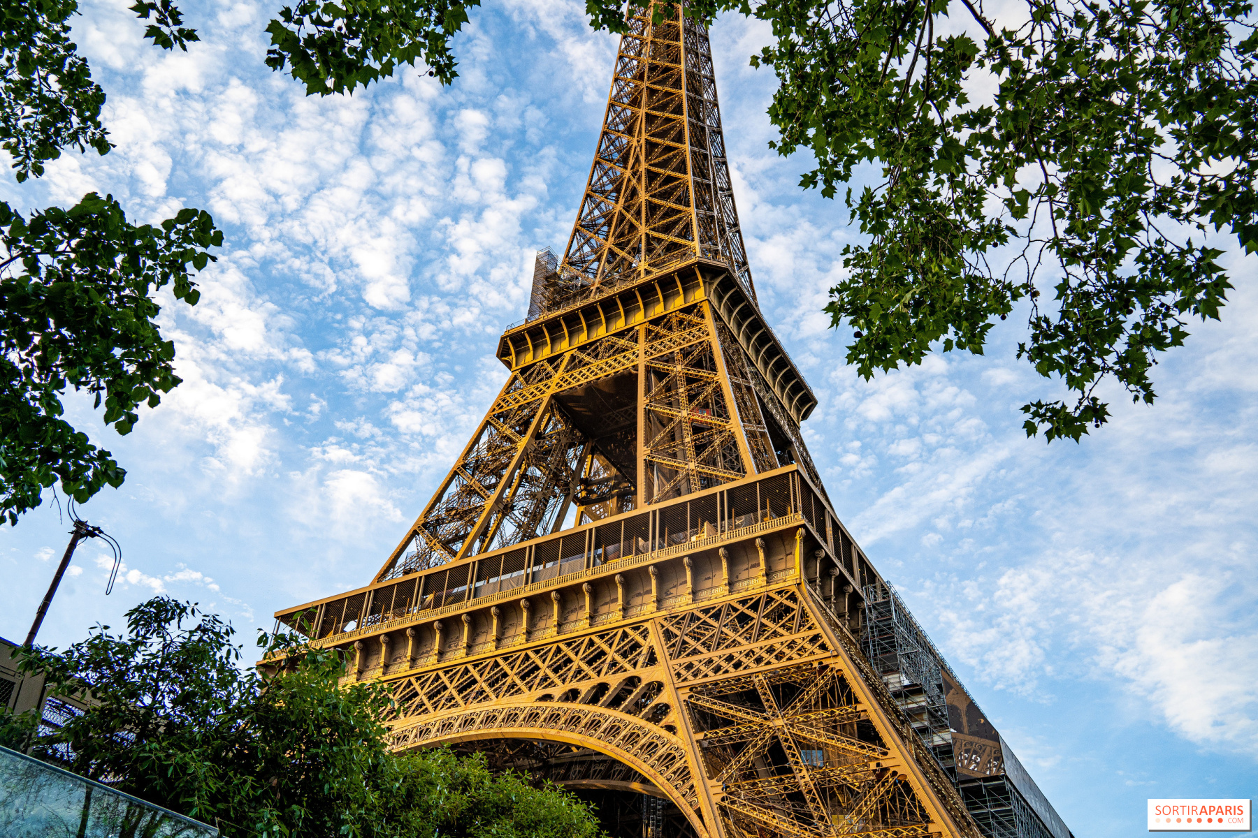 756379-visuel-paris-tour-eiffel