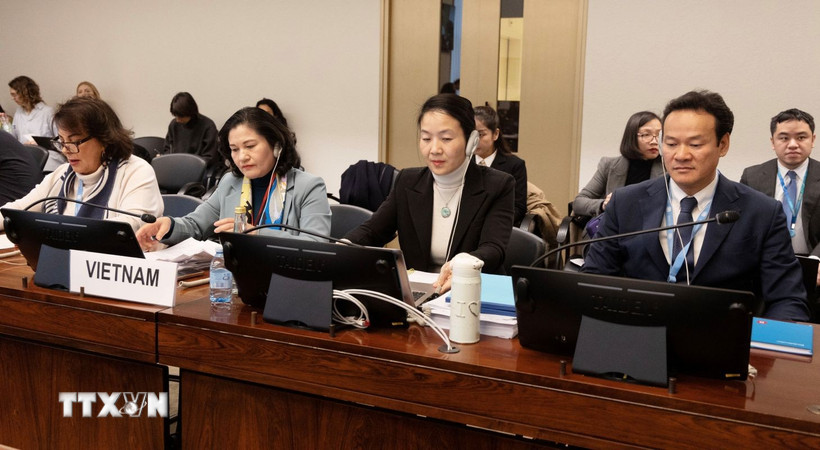 Thứ trưởng Bộ Nội vụ Nguyễn Thị Hà bảo vệ Báo cáo quốc gia lần thứ 9 về thực thi CEDAW. (Ảnh: Phạm Ngọc Ánh/TTXVN)