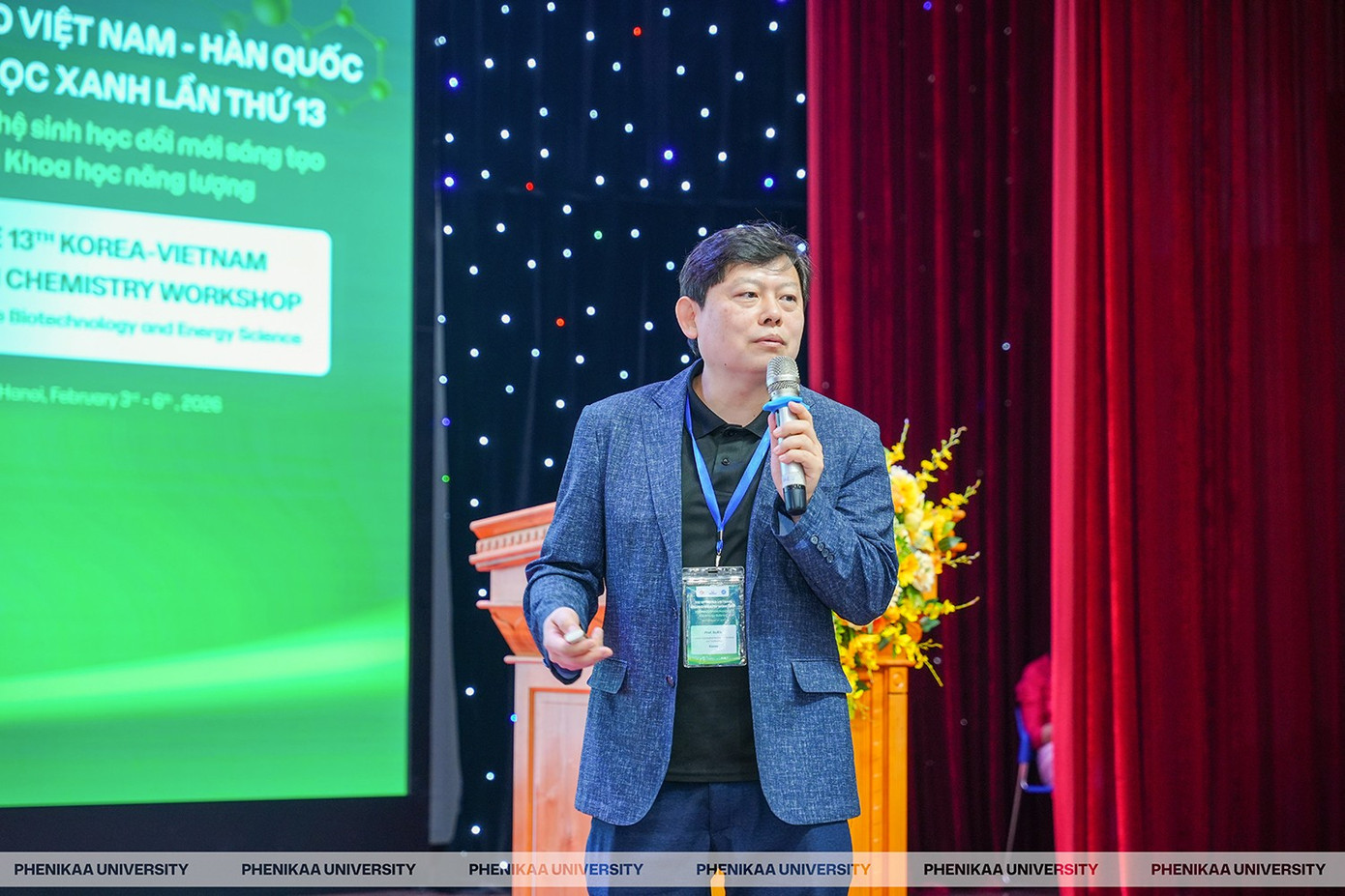 Các nhà khoa học quốc tế và trong nước thảo luận xu hướng công nghệ sinh học và năng lượng tại GCW 2026. Ảnh: Đại học Phenikaa