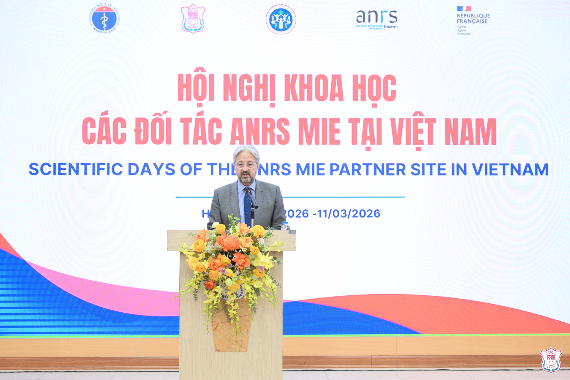 Ông Eric Soulier – Tham tán Hợp tác và Hoạt động Văn hóa, Đại sứ quán Pháp tại Việt Nam. Ảnh: DH Y HN