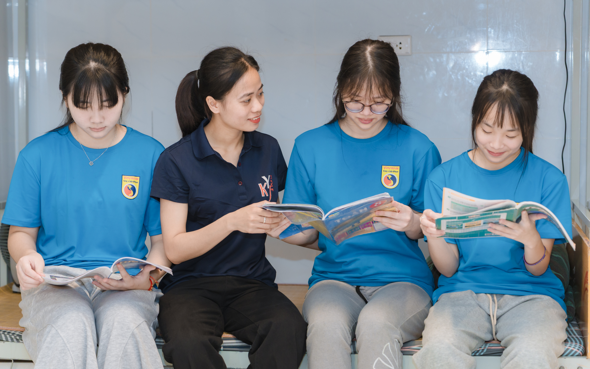 Phạm Thị Thu Trang: Từ yên xe công nghệ mưu sinh đến tấm Vàng điền kinh và sân tập trường IVS