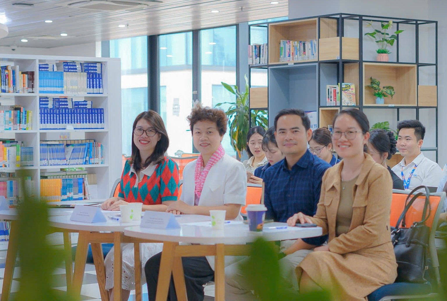 Chương trình là sự tham gia trực tiếp của các chuyên gia và nhà quản lý