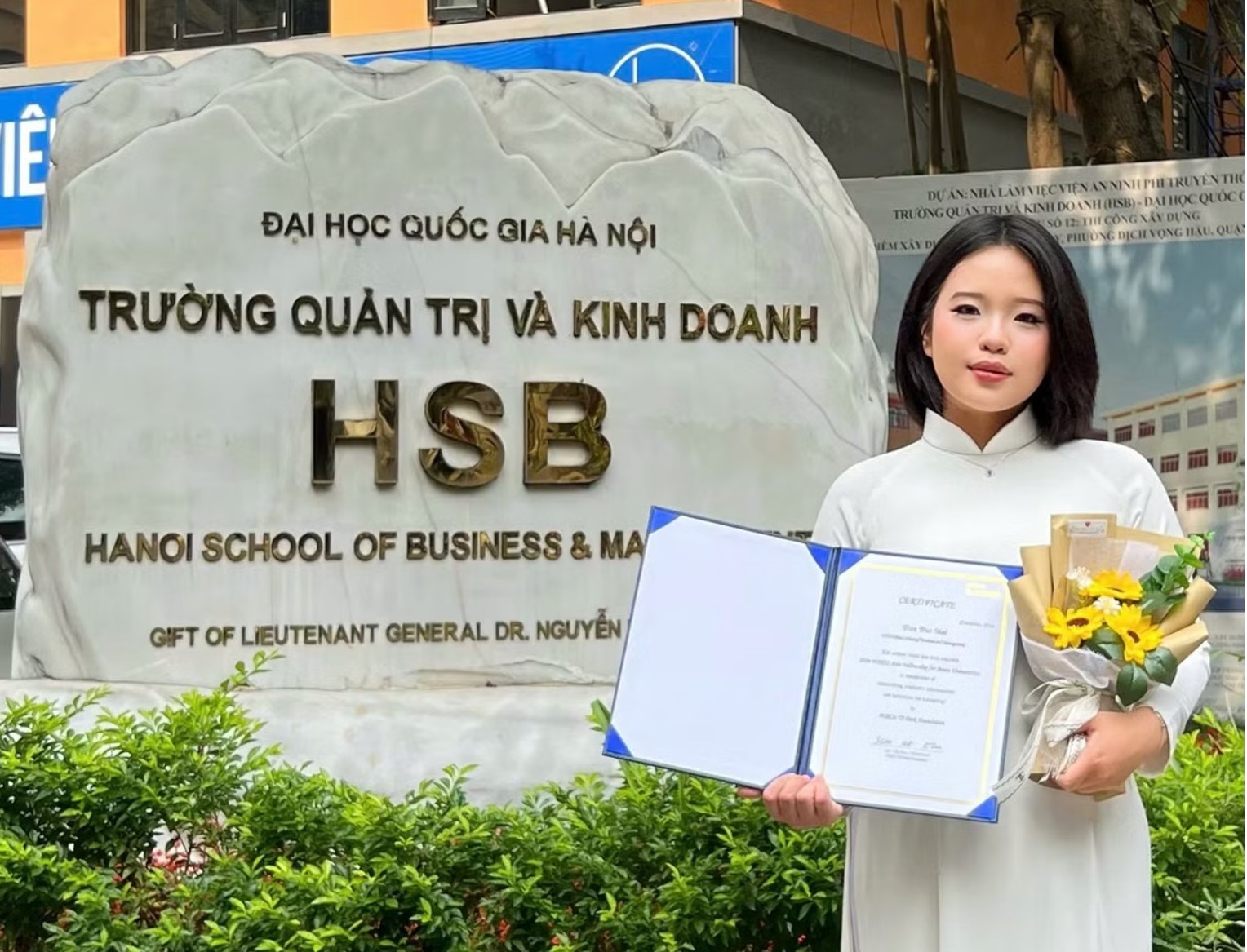 Trần Trúc Mai, sinh viên năm 4, Trường Quản trị và Kinh doanh - Đại học Quốc gia Hà Nội. Ảnh: NV