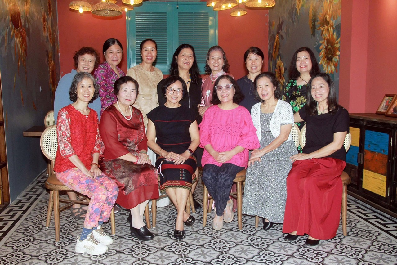 Các đại biểu chụp ảnh lưu niệm tại Đại hội