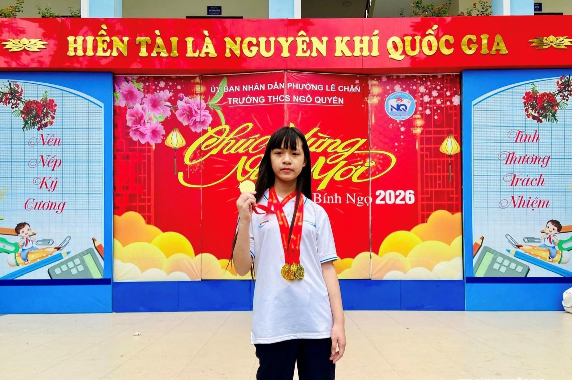 Đặng Nguyễn Tuệ Nhi, học sinh lớp 7 Hải Phòng giành 8 huy chương tại giải cờ vây quốc gia. Ảnh: HP