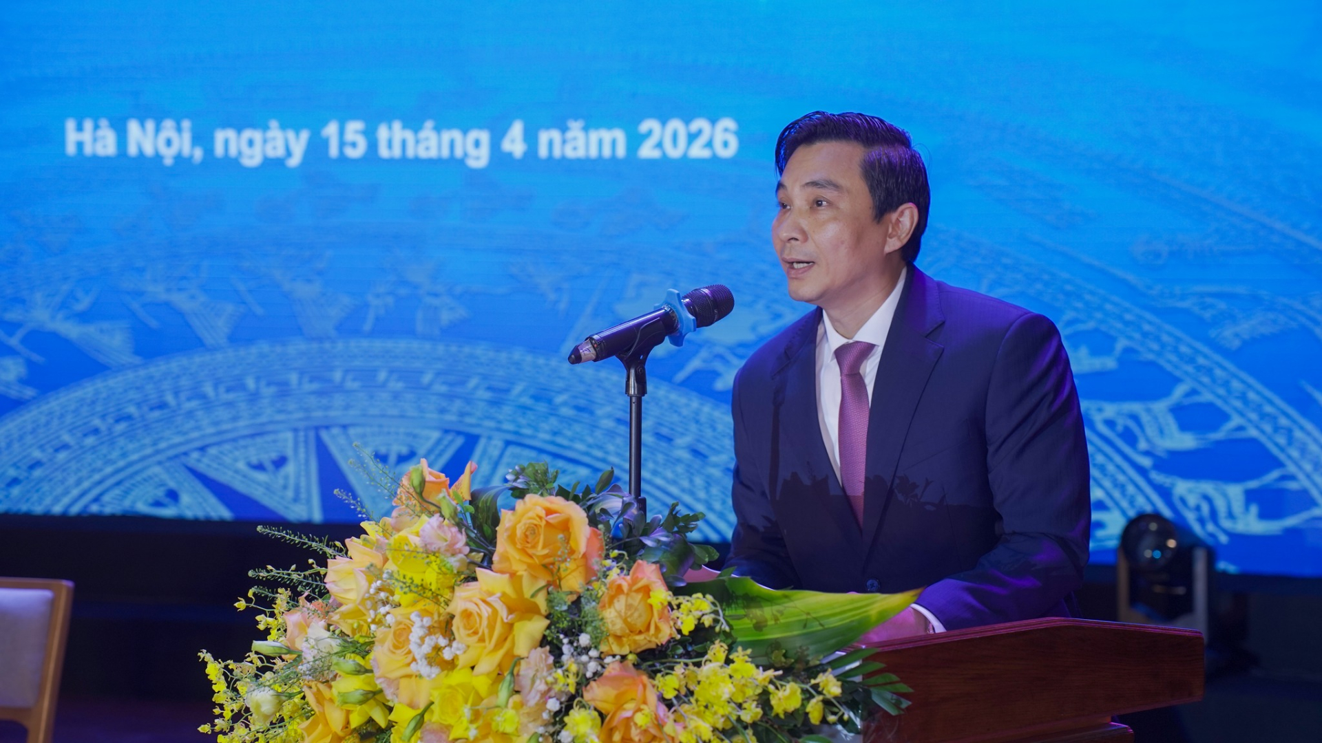 PGS.TS Đinh Công Tuấn, Phó Hiệu trưởng trường Đại học Văn hoá, Trưởng Ban Tổ chức hội thảo phát biểu tại hội thảo