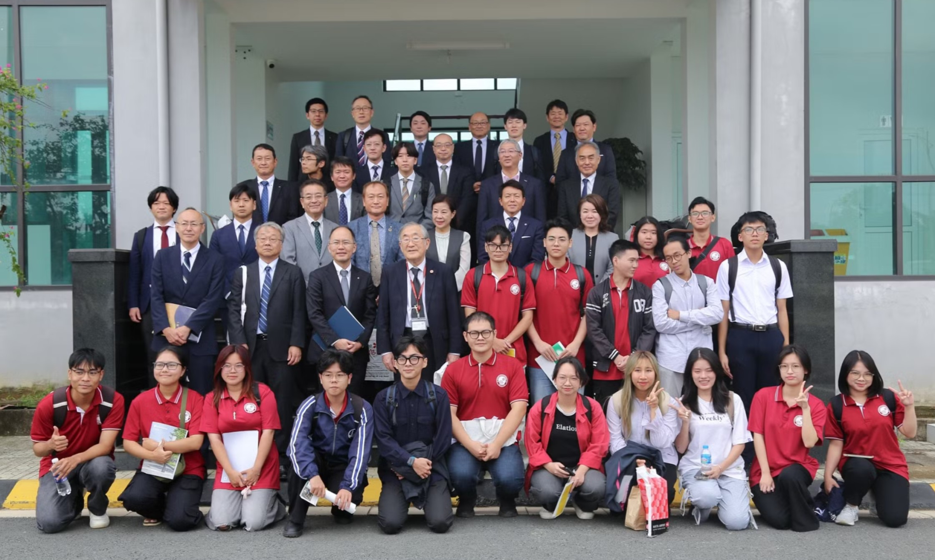 Yến Trang tham gia đón tiếp đoàn công tác tỉnh Gunma. Ảnh: NV