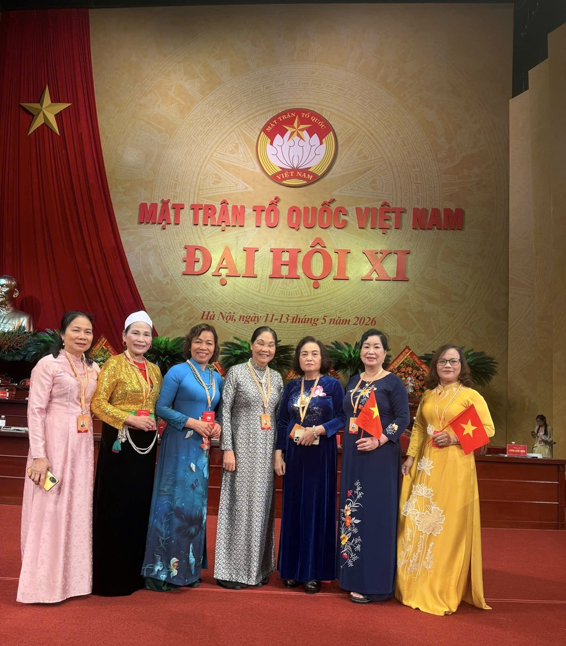 Các đại biểu chụp ảnh lưu niệm tại Đại hội