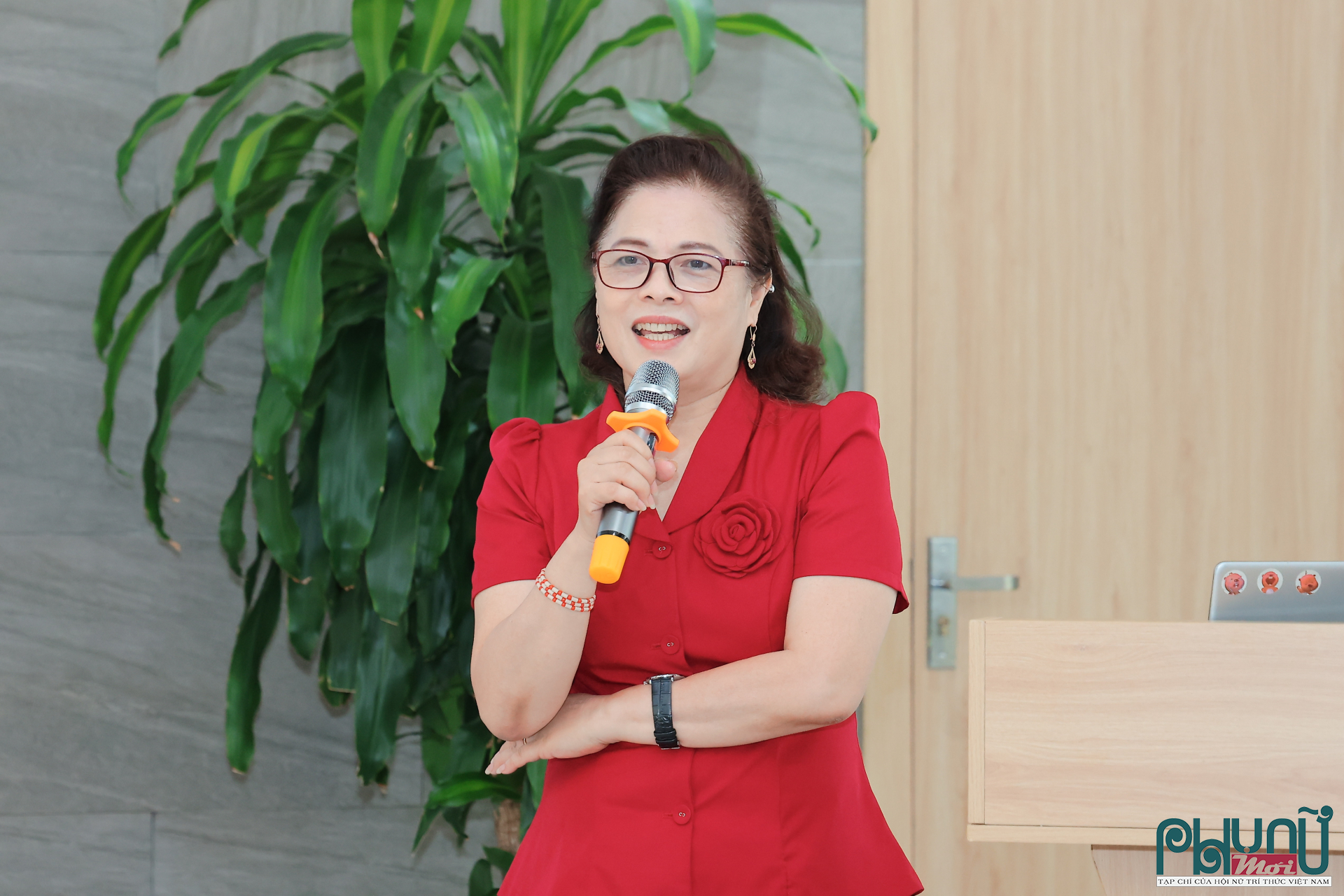ThS. Lê Thị Khánh Vân, Giám đốc Trung tâm Ứng dụng Khoa học Công nghệ và Khởi nghiệp (COSTAS), Hội Nữ trí thức Việt Nam