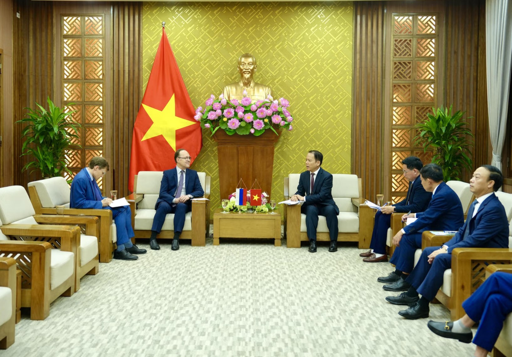 Quang cảnh buổi tiếp.