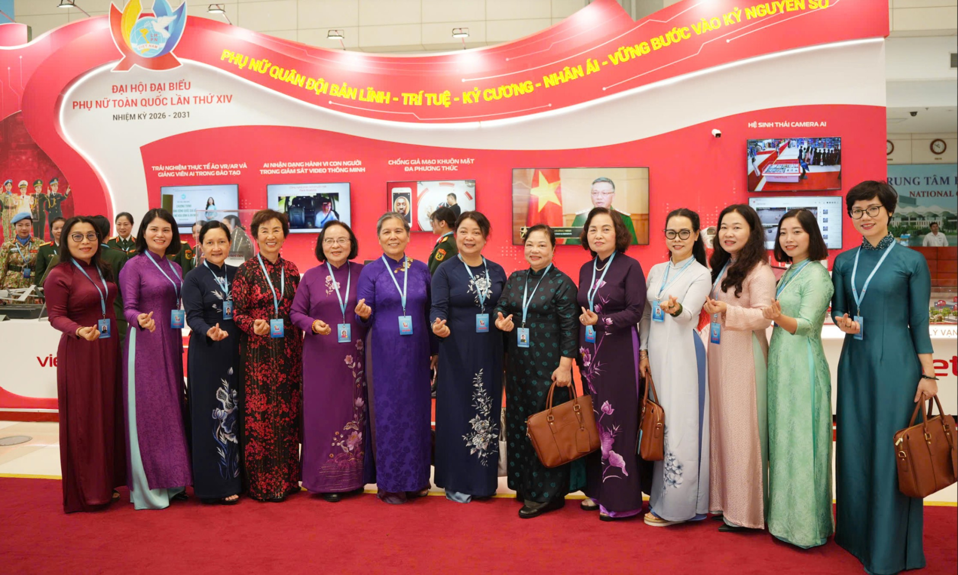 Đại hội đại biểu Phụ nữ toàn quốc lần thứ XIV khai mạc phiên làm việc thứ nhất
