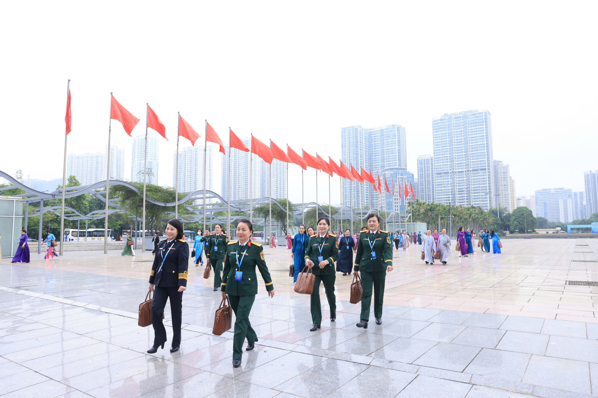 Đại hội đại biểu Phụ nữ toàn quốc lần thứ XIV khai mạc phiên làm việc thứ nhất
