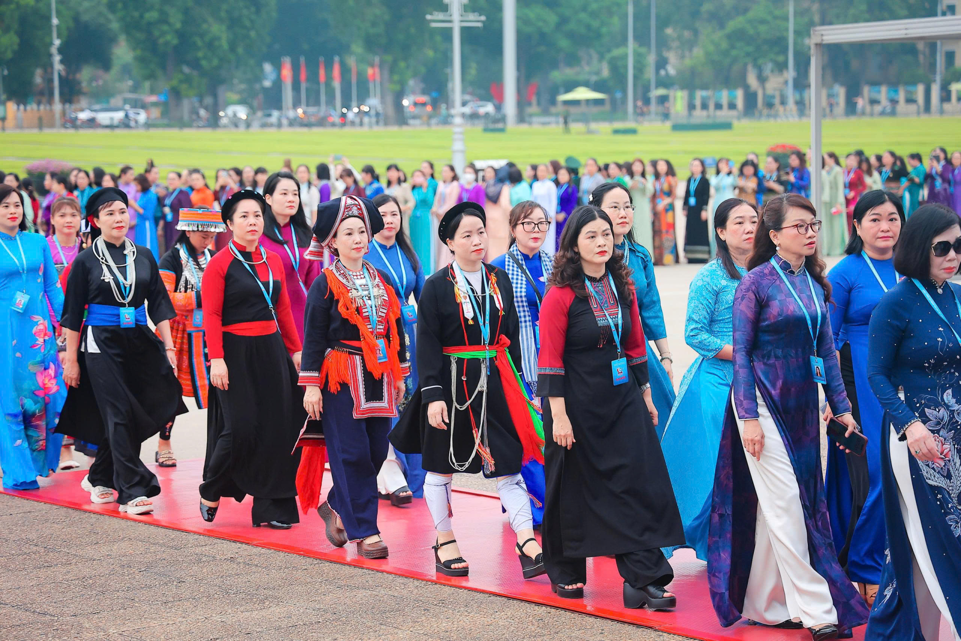Đại hội đại biểu Phụ nữ toàn quốc lần thứ XIV khai mạc phiên làm việc thứ nhất