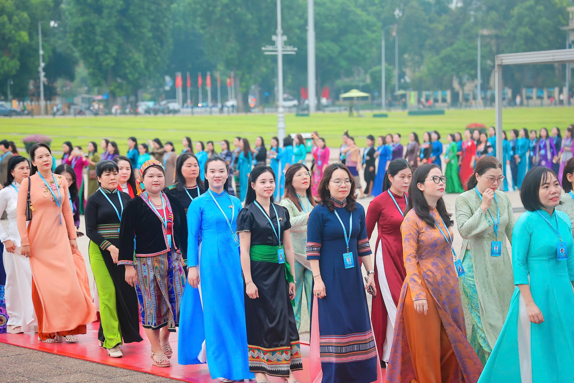Đại hội đại biểu Phụ nữ toàn quốc lần thứ XIV khai mạc phiên làm việc thứ nhất