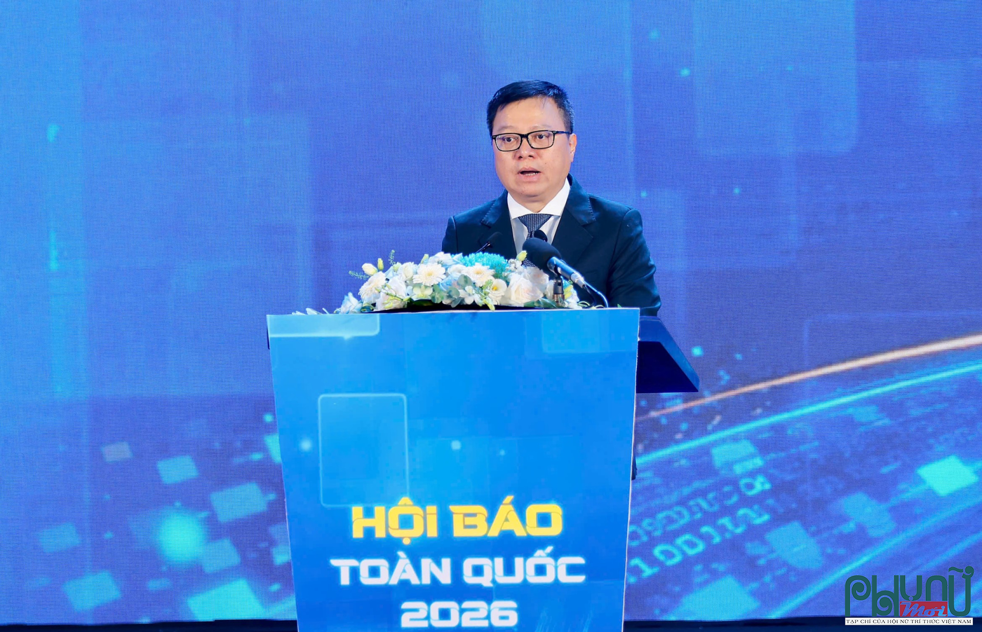 Ông Lê Quốc Minh, Ủy viên Trung ương Đảng, Tổng Biên tập Báo Nhân Dân, Phó Trưởng Ban Tuyên giáo và Dân vận Trung ương, Chủ tịch Hội Nhà báo Việt Nam phát biểu khai mạc Hội Báo toàn quốc 2026.