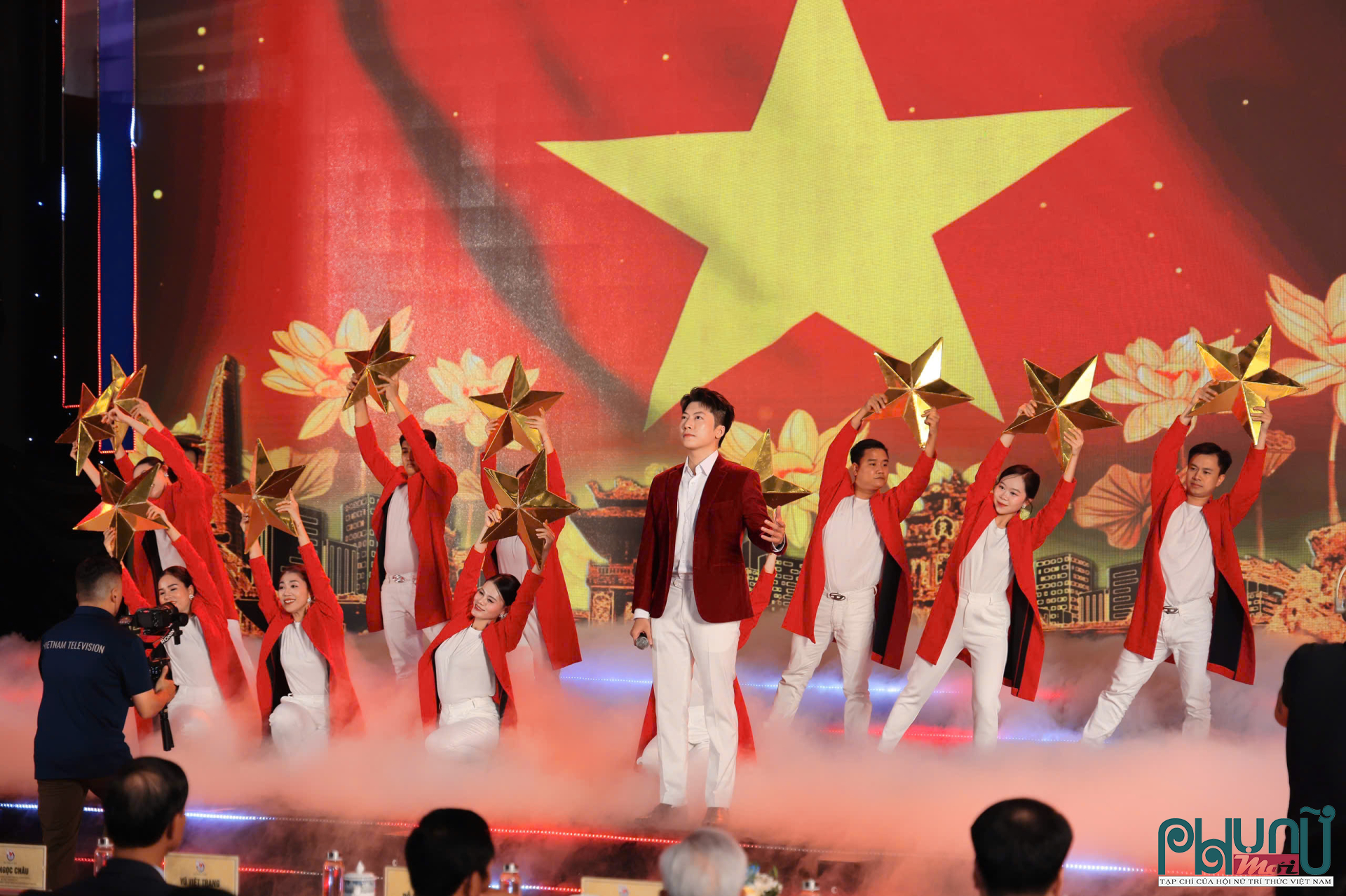 Tiết mục biểu diễn nghệ thuật trong Lễ khai mạc.