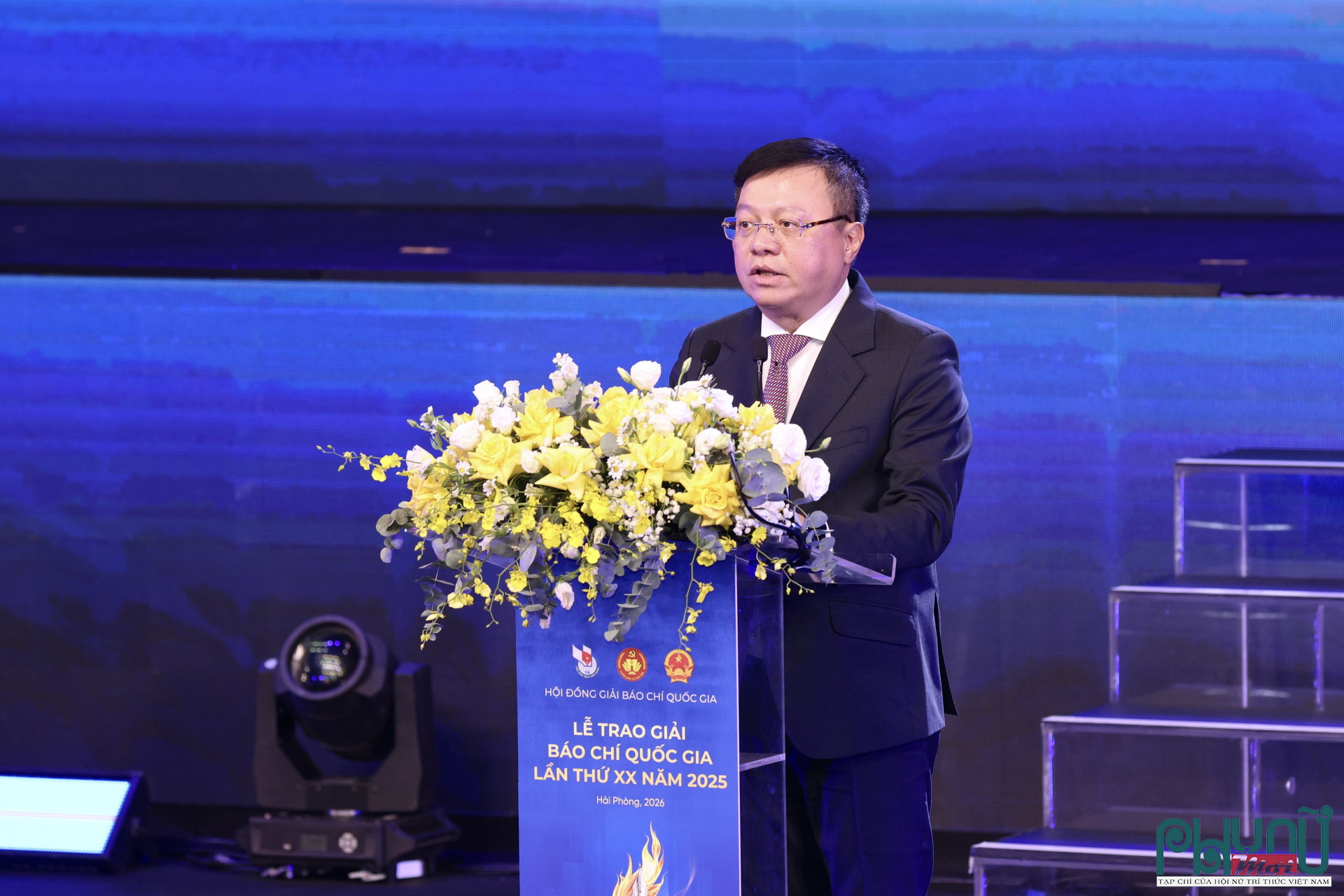 Ông Lê Quốc Minh, Ủy viên Trung ương Đảng, Tổng Biên tập Báo Nhân Dân, Phó Trưởng Ban Tuyên giáo và Dân vận Trung ương, Chủ tịch Hội Nhà báo Việt Nam phát biểu khai mạc buổi lễ.