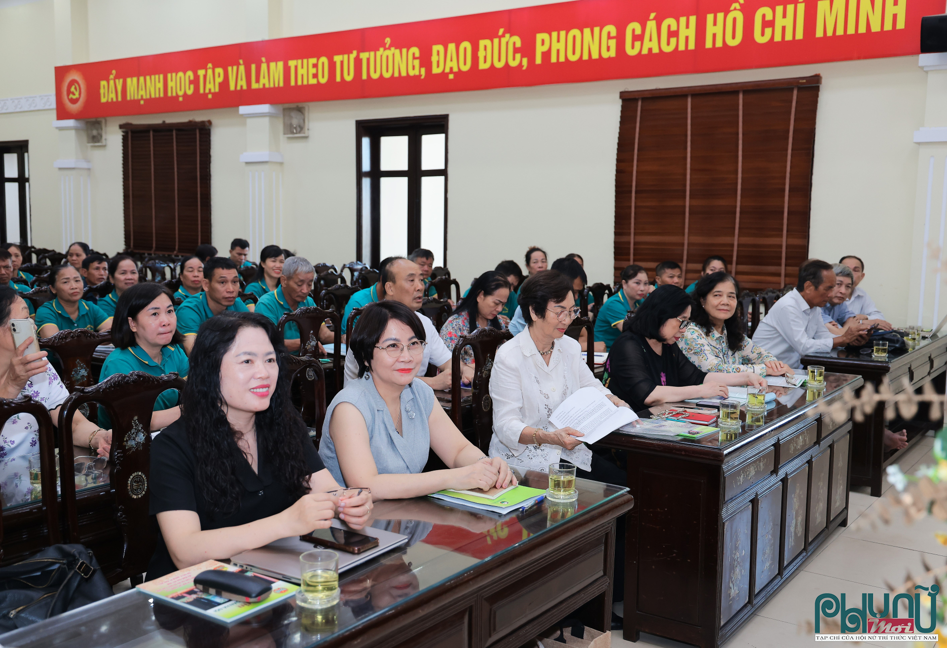 Các đại biểu tham dự Hội thảo