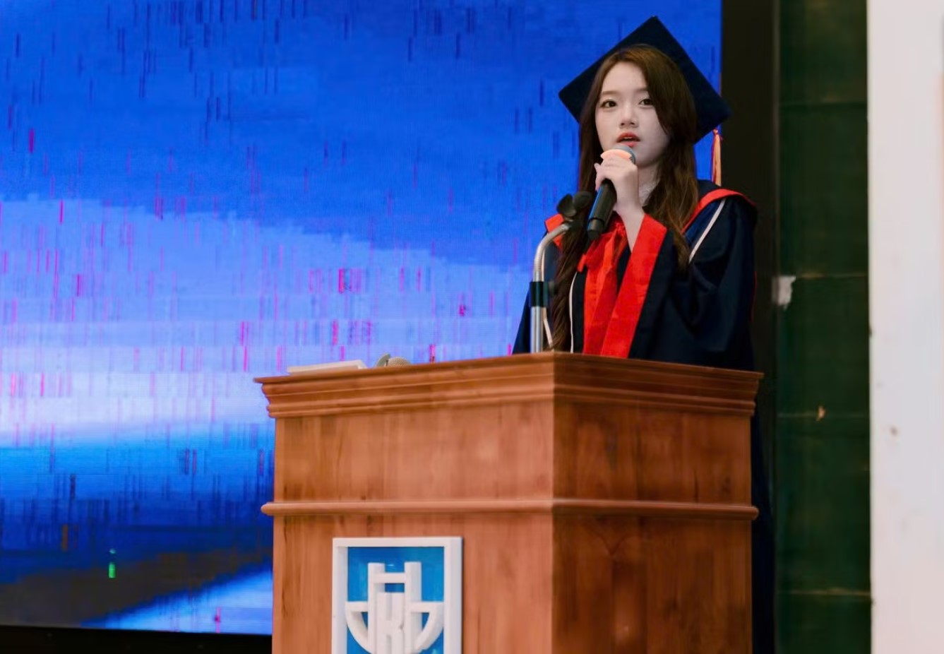 Trần Hà Linh, sinh viên chuyên ngành Công nghệ Đa phương tiện, khoa Công nghệ thông tin, Trường Đại học Kiến trúc Hà Nội.