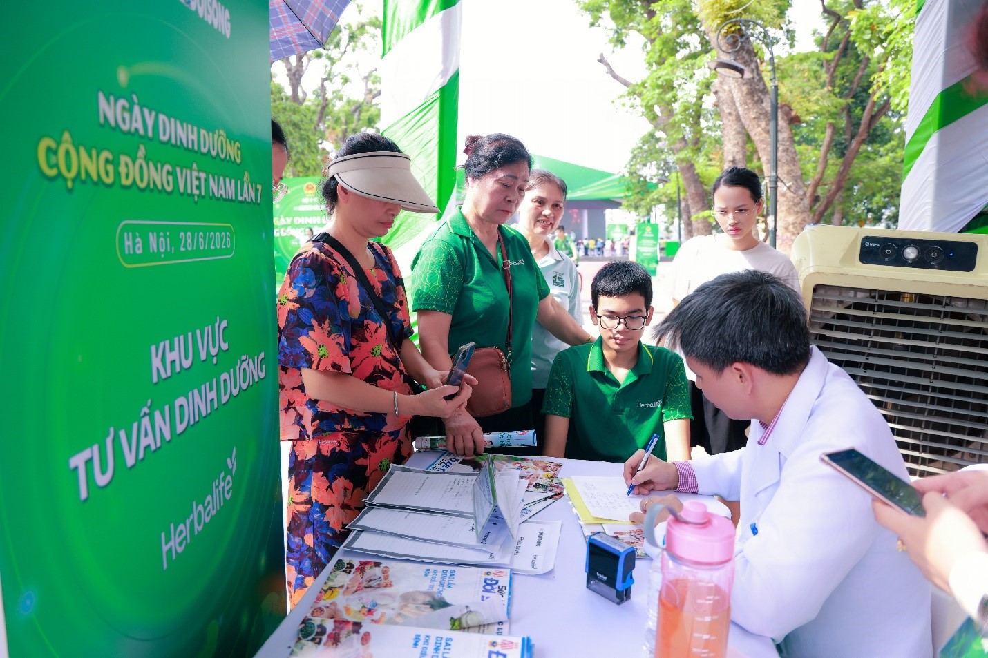 Herbalife Việt Nam đồng hành lan tỏa lối sống khỏe tại Ngày Dinh dưỡng Cộng đồng Việt Nam lần 7