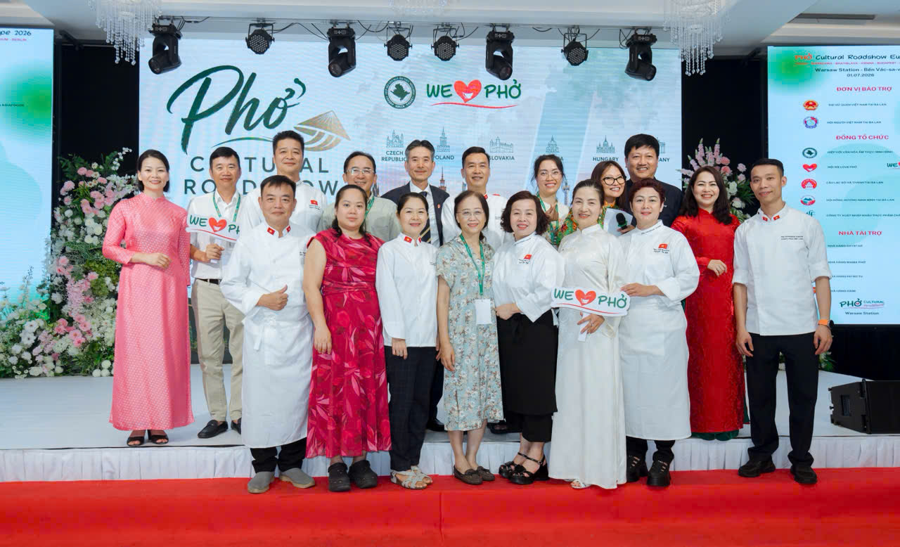 Phở và gỏi cuốn Việt chinh phục thực khách Praha bằng hương vị và câu chuyện văn hóa