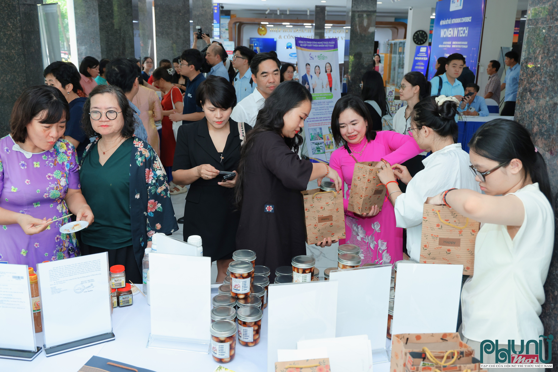 Kết nối nữ khoa học với doanh nghiệp để đưa công nghệ ra thị trường