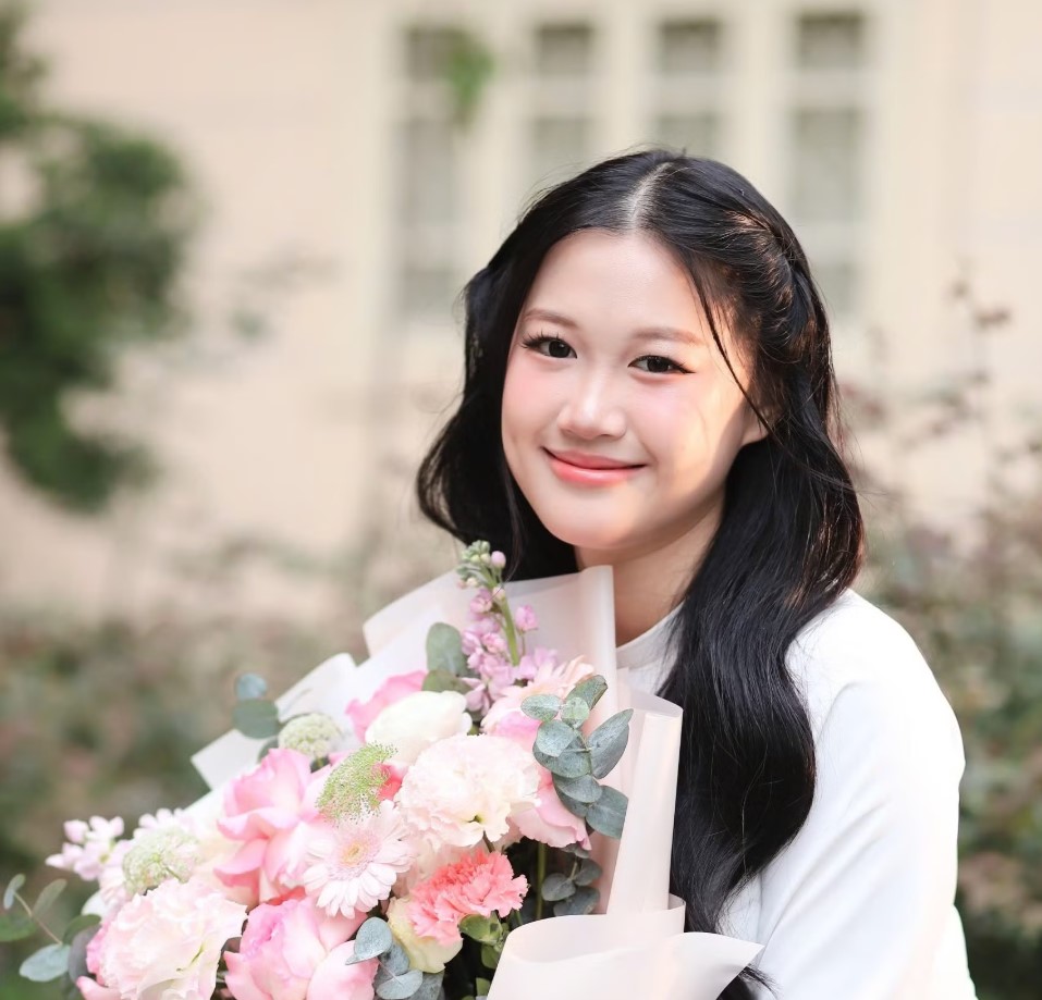Nguyễn Thu Hương Giang, cựu học sinh Trường THPT Chuyên Đại học Sư phạm chọn Đại học Thanh Hoa sau khi trúng tuyển 3 trường ở Đài Loan