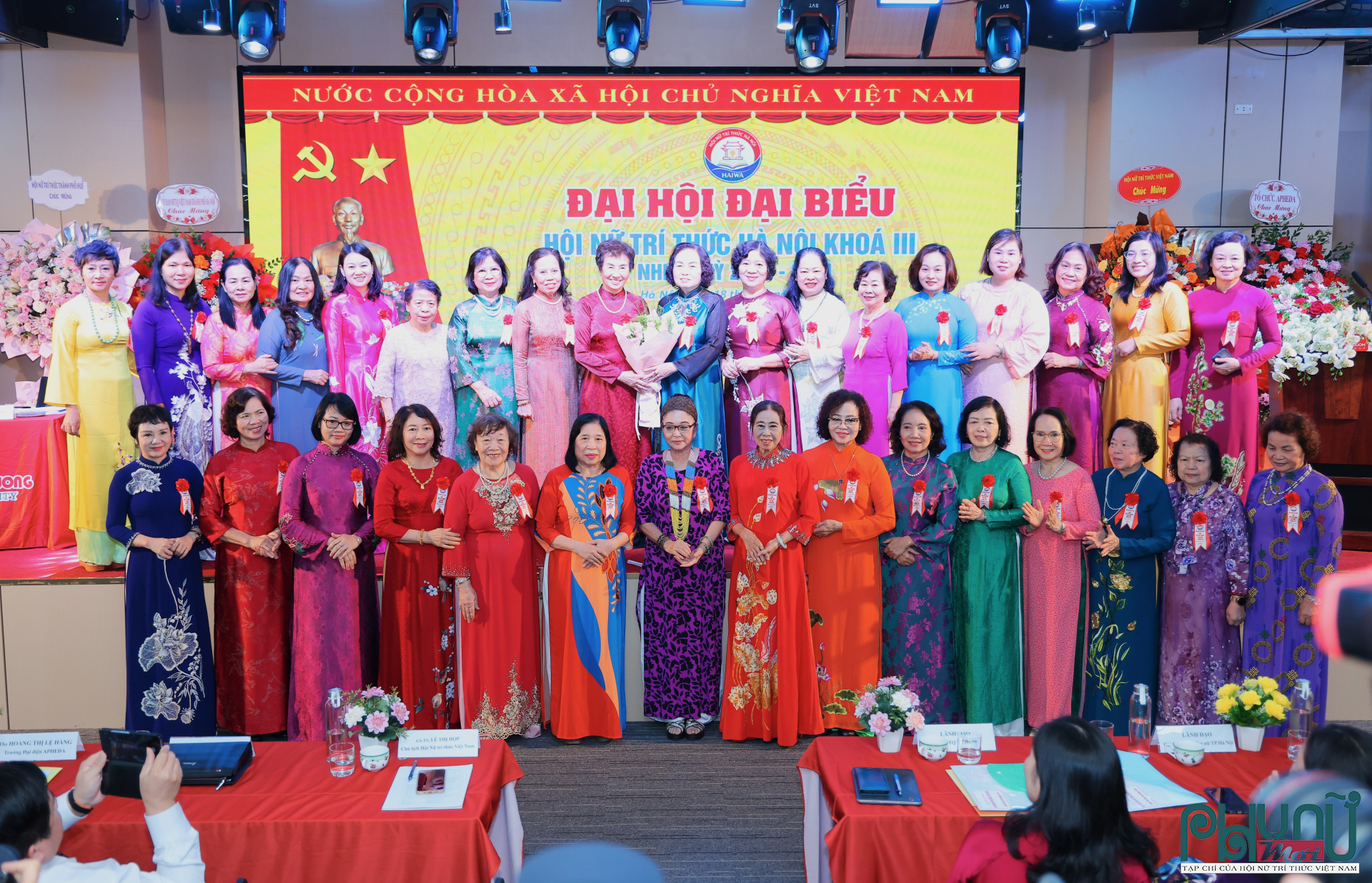 Ban Chấp hành Hội Nữ trí thức Hà Nội khóa III, nhiệm kỳ 2026–2031, gồm 37 thành viên ra mắt tại Đại hội