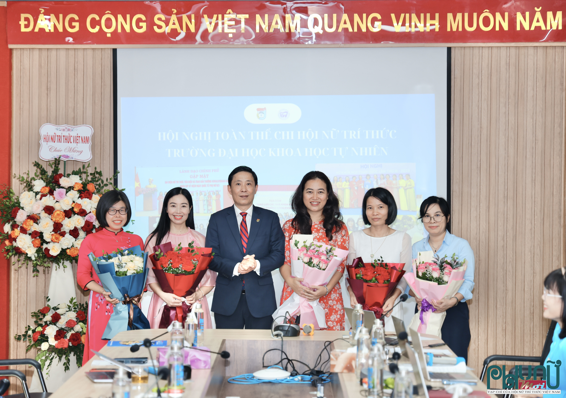 Hội nghị đã bầu Ban Chấp hành Chi hội Nữ trí thức Trường Đại học Khoa học Tự nhiên nhiệm kỳ 2026–2031 gồm 5 thành viên.