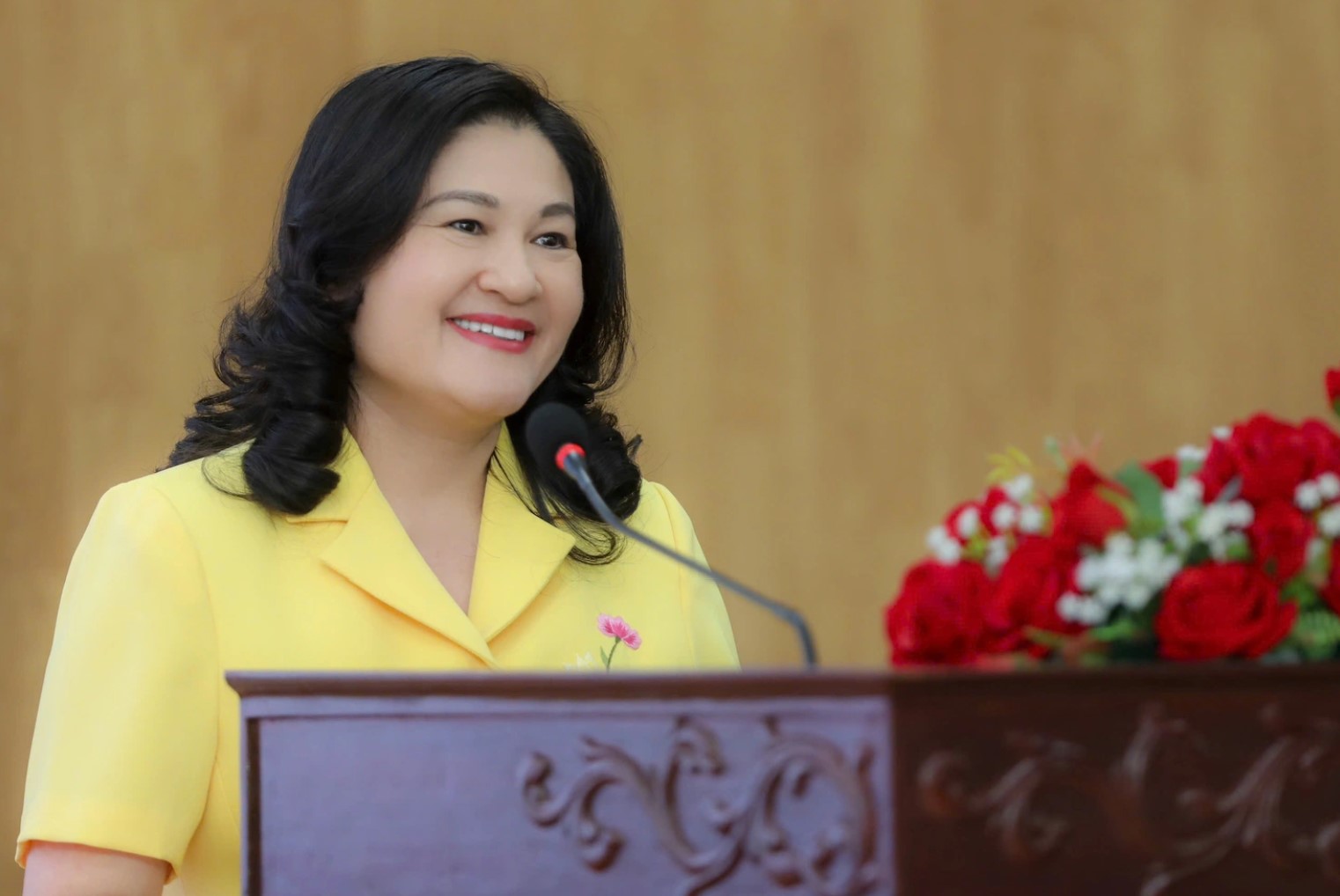 Thứ trưởng Bộ Nội vụ Nguyễn Thị Hà phát biểu tại Hội nghị. Ảnh: Bảo Quyên