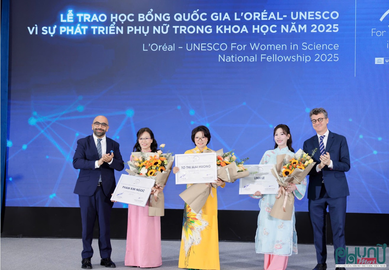 Trao học bổng cho ba nhà khoa học nữ năm 2025