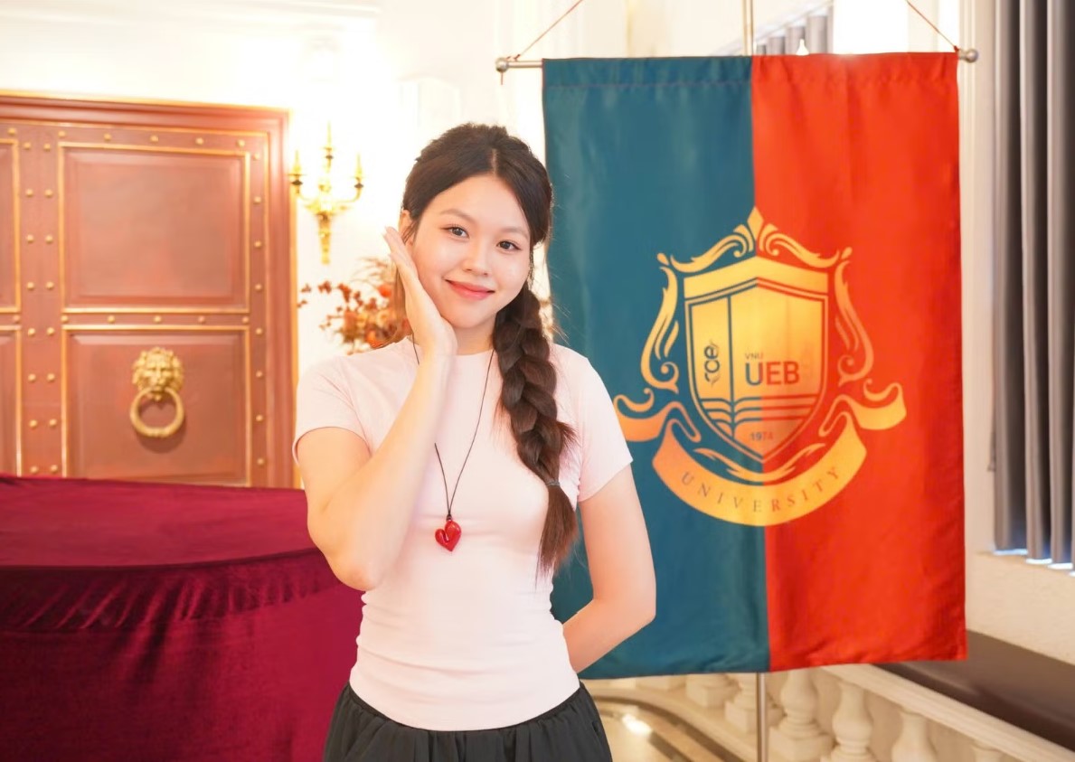 Trần Thảo Nhi, thủ khoa đầu vào toàn trường và thủ khoa ngành Kinh tế quốc tế tại UEB. Ảnh: NV