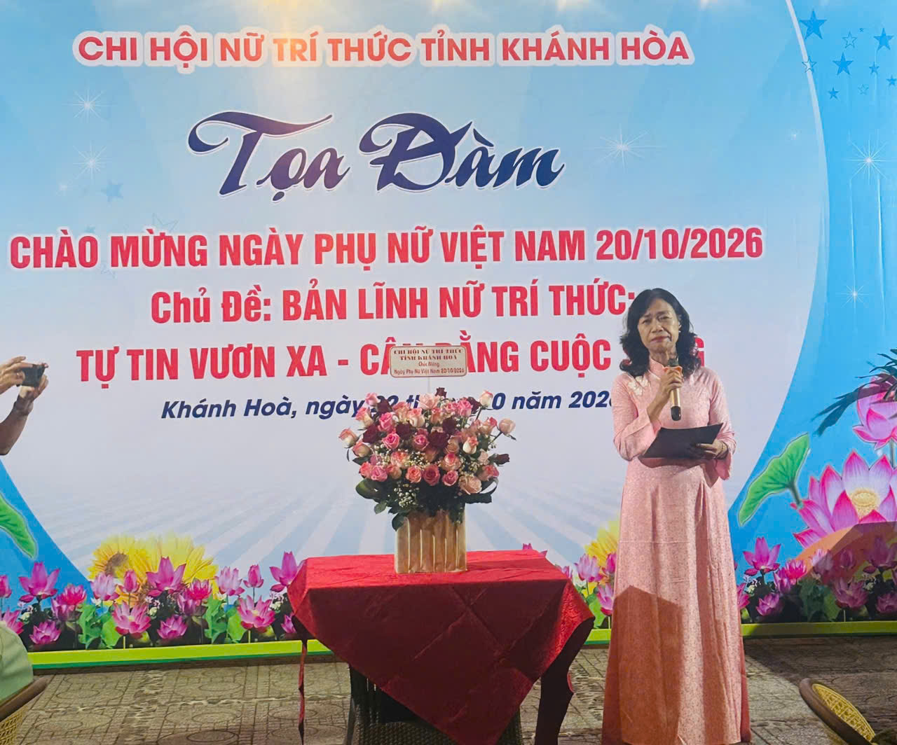 TTƯT.ThS.BS. Đinh Thị Hoan, Ủy viên Ban Thường vụ, Chi hội phó Chi hội Nữ trí thức tỉnh Khánh Hòa
