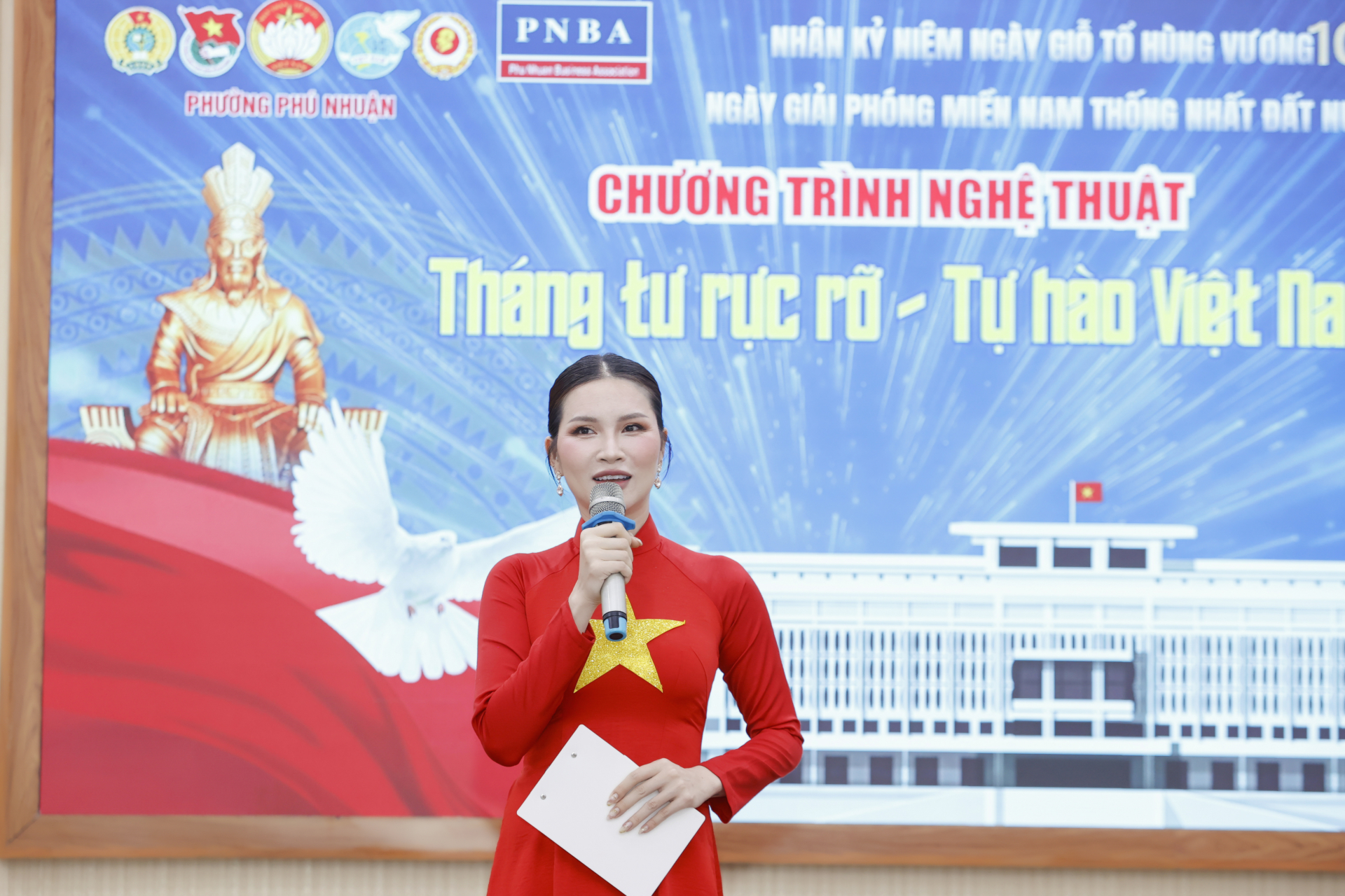 Hoa hậu Hà Bích Ngọc – Miss Universal Woman Pacific 2025, người dẫn chương trình 